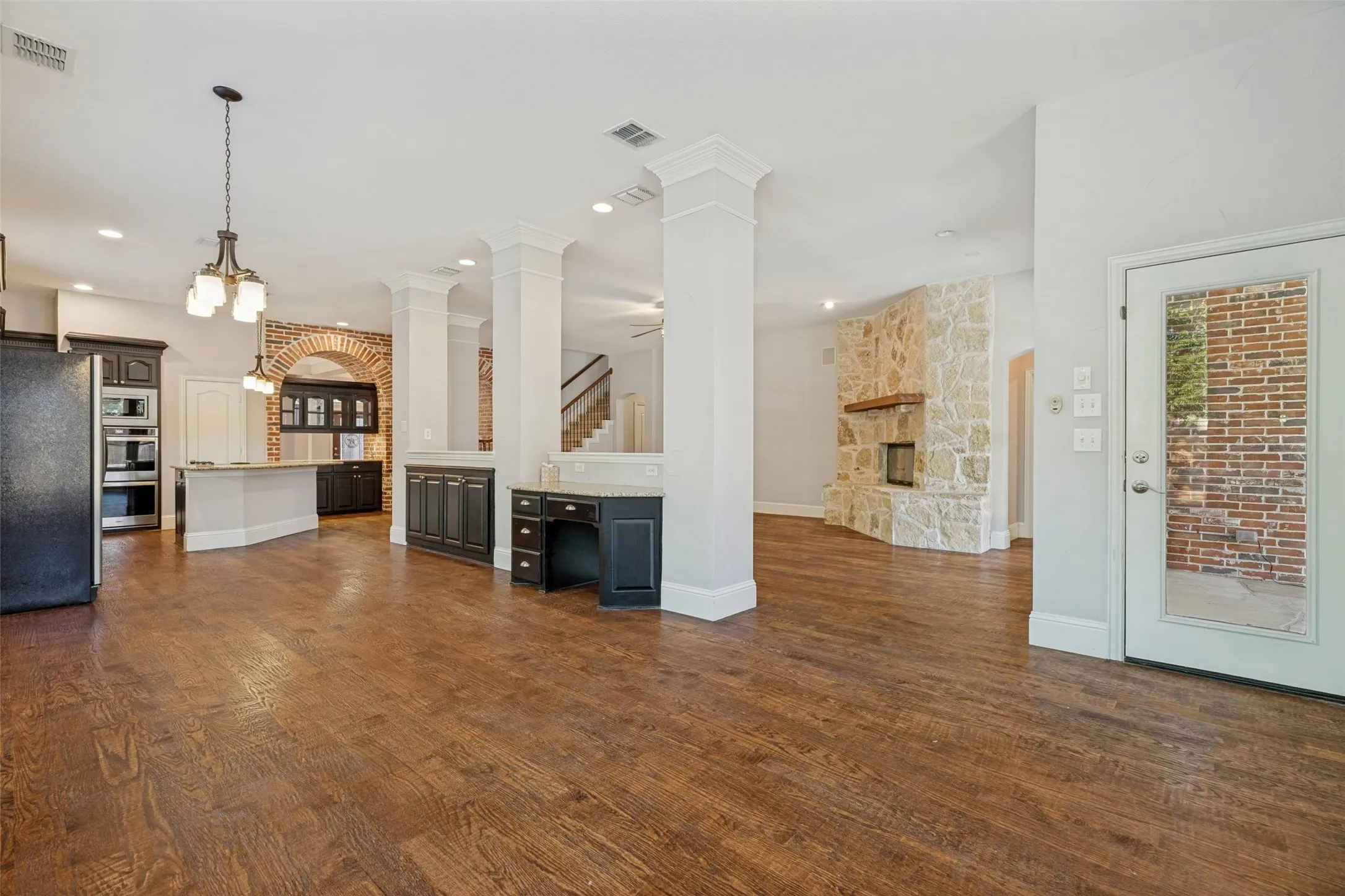 Single Family Residence For Sale in Denton County , 5203 Cree Drive, Frisco, Texas 75034, 4 Bedroom, 4 Bathroom, 2 Garage spaces, 4,236 Sqft, built in 2004, mls#21319255, Real Estate Agent in Frisco, Homes For Sale in Denton county, Homes For Sale in Frisco, Realtor in Frisco Texas, Real Estate Brokerage Independent Realty Texas, Luminita Cordes Realtor