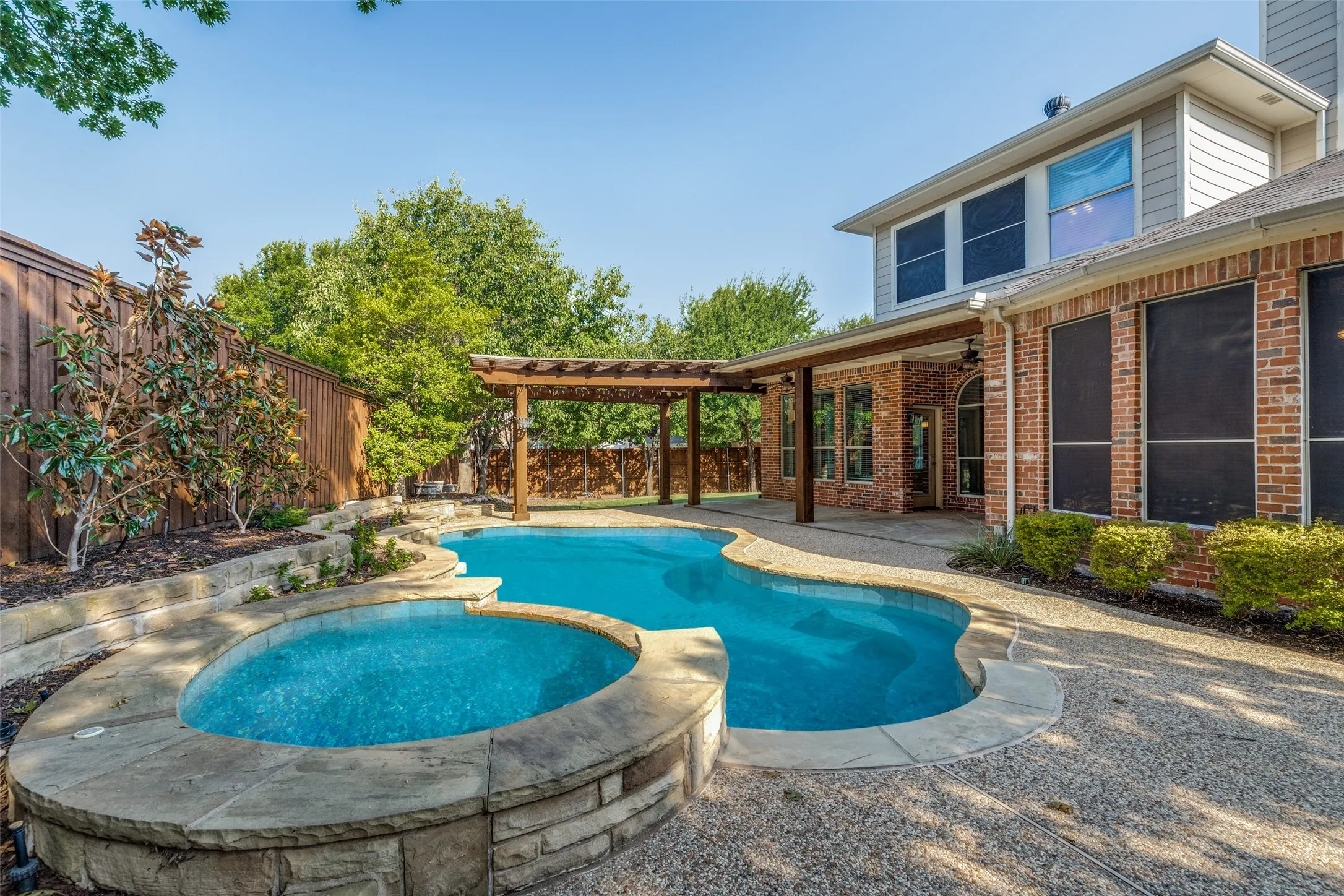 Single Family Residence For Sale in Denton County , 5203 Cree Drive, Frisco, Texas 75034, 4 Bedroom, 4 Bathroom, 2 Garage spaces, 4,236 Sqft, built in 2004, mls#21319255, Real Estate Agent in Frisco, Homes For Sale in Denton county, Homes For Sale in Frisco, Realtor in Frisco Texas, Real Estate Brokerage Independent Realty Texas, Luminita Cordes Realtor