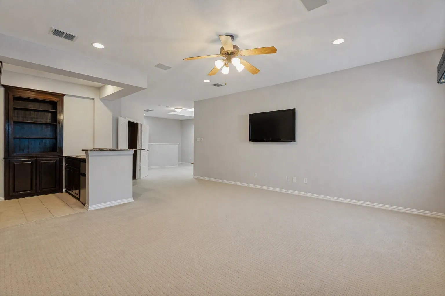 Single Family Residence For Sale in Denton County , 5203 Cree Drive, Frisco, Texas 75034, 4 Bedroom, 4 Bathroom, 2 Garage spaces, 4,236 Sqft, built in 2004, mls#21319255, Real Estate Agent in Frisco, Homes For Sale in Denton county, Homes For Sale in Frisco, Realtor in Frisco Texas, Real Estate Brokerage Independent Realty Texas, Luminita Cordes Realtor
