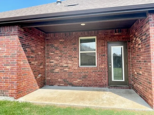 Single Family Residence For Rent in Denton County , 11000 Glover Lane, Aubrey, Texas 76227, 3 Bedroom, 2 Bathroom, 2 Garage spaces, 1,650 Sqft, built in 2020, mls#21317547, Real Estate Agent in Aubrey, Homes For Rent in Denton county, Homes For Rent in Aubrey, Realtor in Aubrey Texas, Real Estate Brokerage Independent Realty Texas, Luminita Cordes Realtor