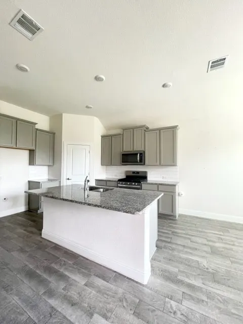 Single Family Residence For Rent in Denton County , 11000 Glover Lane, Aubrey, Texas 76227, 3 Bedroom, 2 Bathroom, 2 Garage spaces, 1,650 Sqft, built in 2020, mls#21317547, Real Estate Agent in Aubrey, Homes For Rent in Denton county, Homes For Rent in Aubrey, Realtor in Aubrey Texas, Real Estate Brokerage Independent Realty Texas, Luminita Cordes Realtor