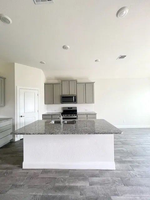 Single Family Residence For Rent in Denton County , 11000 Glover Lane, Aubrey, Texas 76227, 3 Bedroom, 2 Bathroom, 2 Garage spaces, 1,650 Sqft, built in 2020, mls#21317547, Real Estate Agent in Aubrey, Homes For Rent in Denton county, Homes For Rent in Aubrey, Realtor in Aubrey Texas, Real Estate Brokerage Independent Realty Texas, Luminita Cordes Realtor