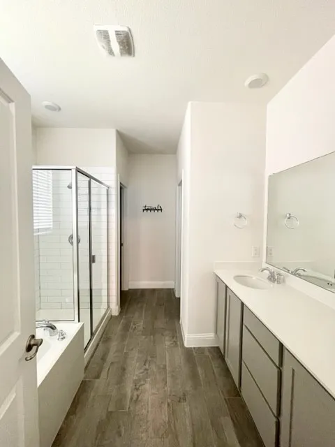 Single Family Residence For Rent in Denton County , 11000 Glover Lane, Aubrey, Texas 76227, 3 Bedroom, 2 Bathroom, 2 Garage spaces, 1,650 Sqft, built in 2020, mls#21317547, Real Estate Agent in Aubrey, Homes For Rent in Denton county, Homes For Rent in Aubrey, Realtor in Aubrey Texas, Real Estate Brokerage Independent Realty Texas, Luminita Cordes Realtor