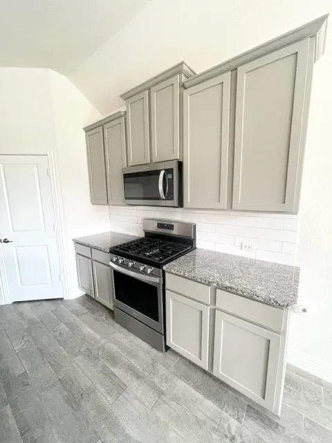 Single Family Residence For Rent in Denton County , 11000 Glover Lane, Aubrey, Texas 76227, 3 Bedroom, 2 Bathroom, 2 Garage spaces, 1,650 Sqft, built in 2020, mls#21317547, Real Estate Agent in Aubrey, Homes For Rent in Denton county, Homes For Rent in Aubrey, Realtor in Aubrey Texas, Real Estate Brokerage Independent Realty Texas, Luminita Cordes Realtor