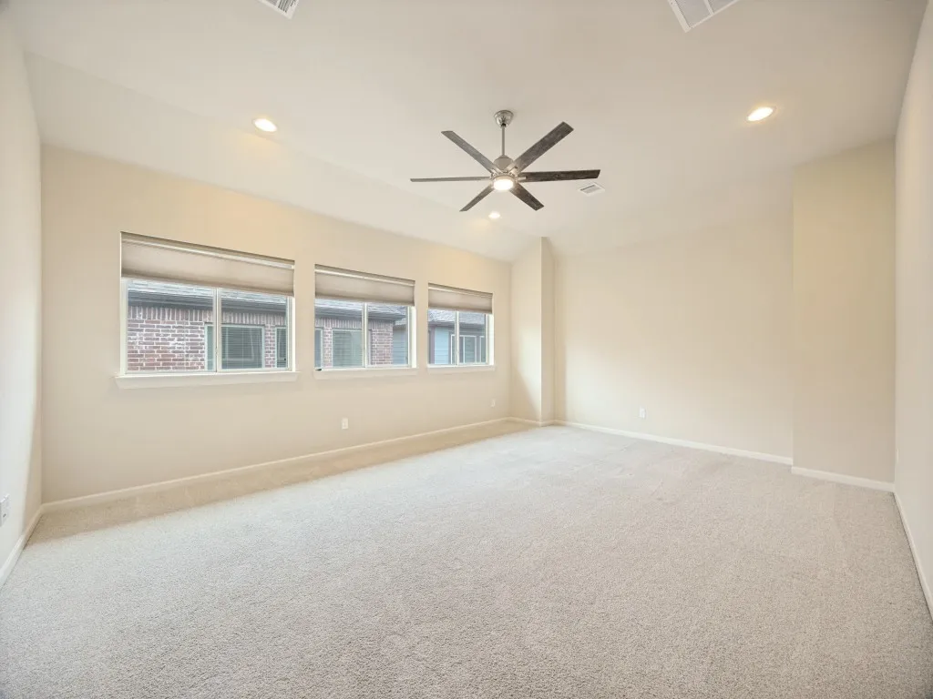 Primary bedroom without the furniture.