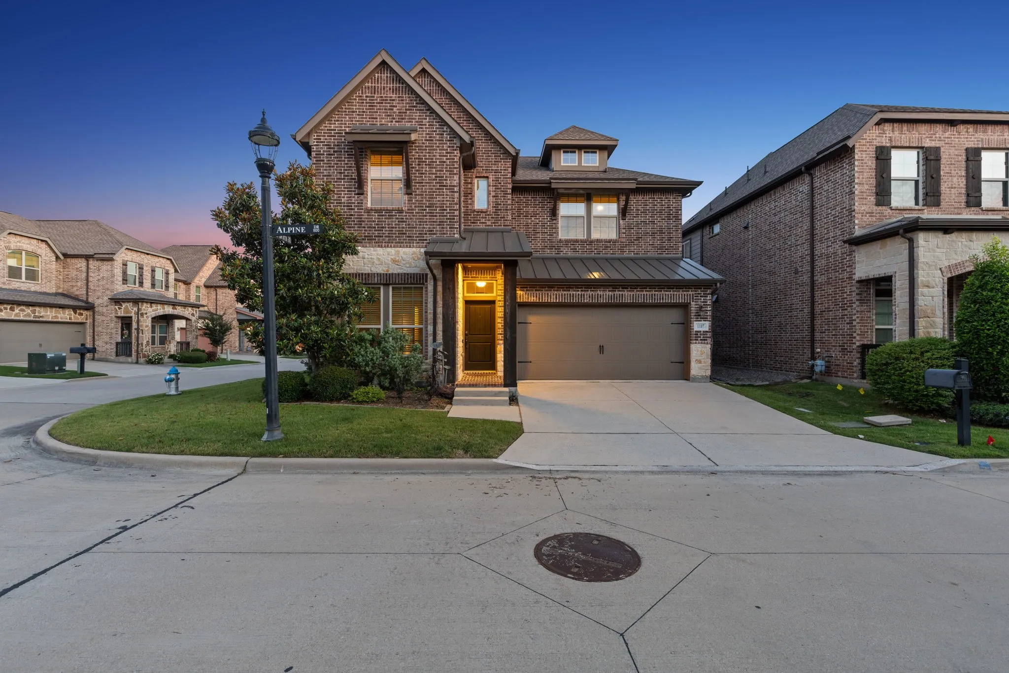 Single Family Residence For Sale in Dallas County , 1107 Alpine Drive, Richardson, Texas 75080, 4 Bedroom, 4 Bathroom, 3 Garage spaces, 2,914 Sqft, built in 2015, mls#21318937, Real Estate Agent in Richardson, Homes For Sale in Dallas county, Homes For Sale in Richardson, Realtor in Richardson Texas, Real Estate Brokerage Independent Realty Texas, Luminita Cordes Realtor
