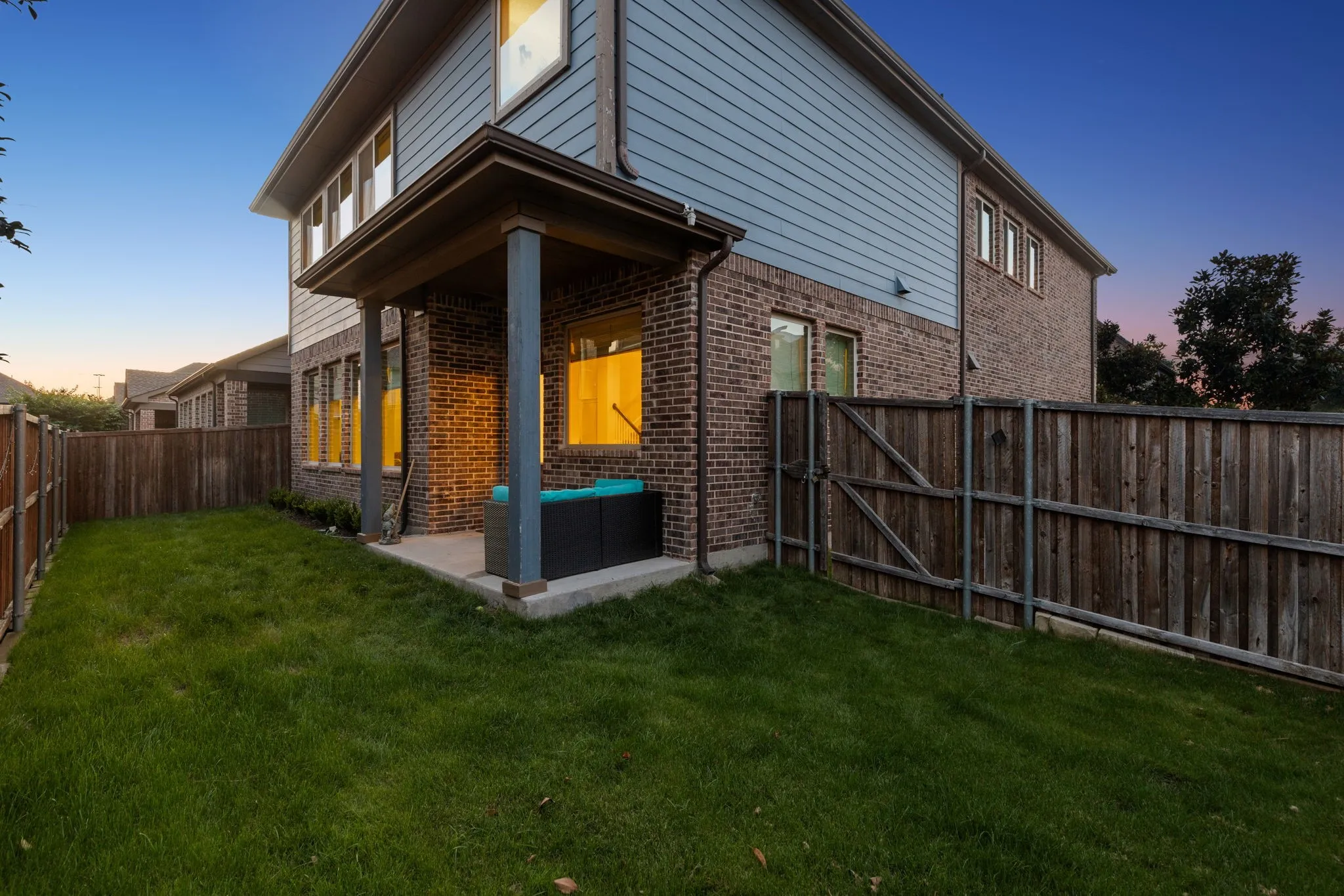 Single Family Residence For Sale in Dallas County , 1107 Alpine Drive, Richardson, Texas 75080, 4 Bedroom, 4 Bathroom, 3 Garage spaces, 2,914 Sqft, built in 2015, mls#21318937, Real Estate Agent in Richardson, Homes For Sale in Dallas county, Homes For Sale in Richardson, Realtor in Richardson Texas, Real Estate Brokerage Independent Realty Texas, Luminita Cordes Realtor