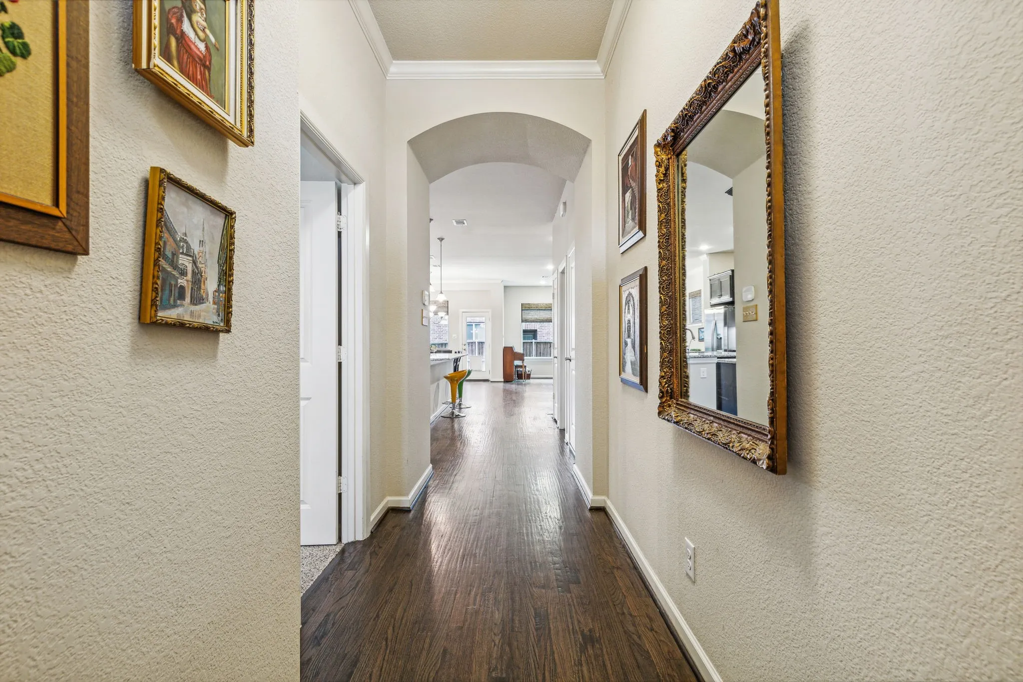 Single Family Residence For Sale in Dallas County , 1107 Alpine Drive, Richardson, Texas 75080, 4 Bedroom, 4 Bathroom, 3 Garage spaces, 2,914 Sqft, built in 2015, mls#21318937, Real Estate Agent in Richardson, Homes For Sale in Dallas county, Homes For Sale in Richardson, Realtor in Richardson Texas, Real Estate Brokerage Independent Realty Texas, Luminita Cordes Realtor