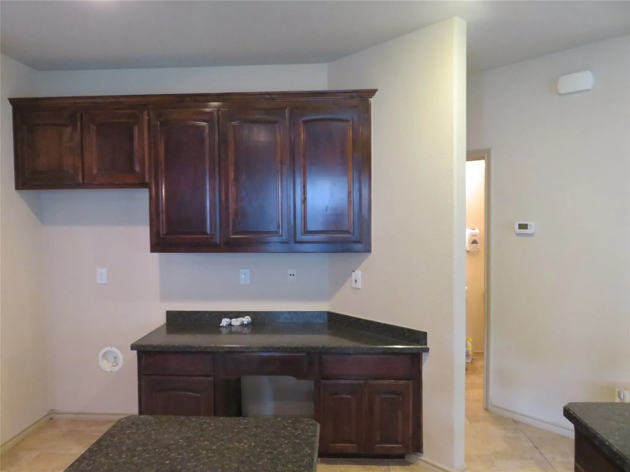 Single Family Residence For Sale in Ellis County , 1122 Walter Stephenson Road, Midlothian, Texas 76065, 5 Bedroom, 4 Bathroom, 2 Garage spaces, 3,376 Sqft, built in 2010, mls#21317550, Real Estate Agent in Midlothian, Homes For Sale in Ellis county, Homes For Sale in Midlothian, Realtor in Midlothian Texas, Real Estate Brokerage Independent Realty Texas, Luminita Cordes Realtor