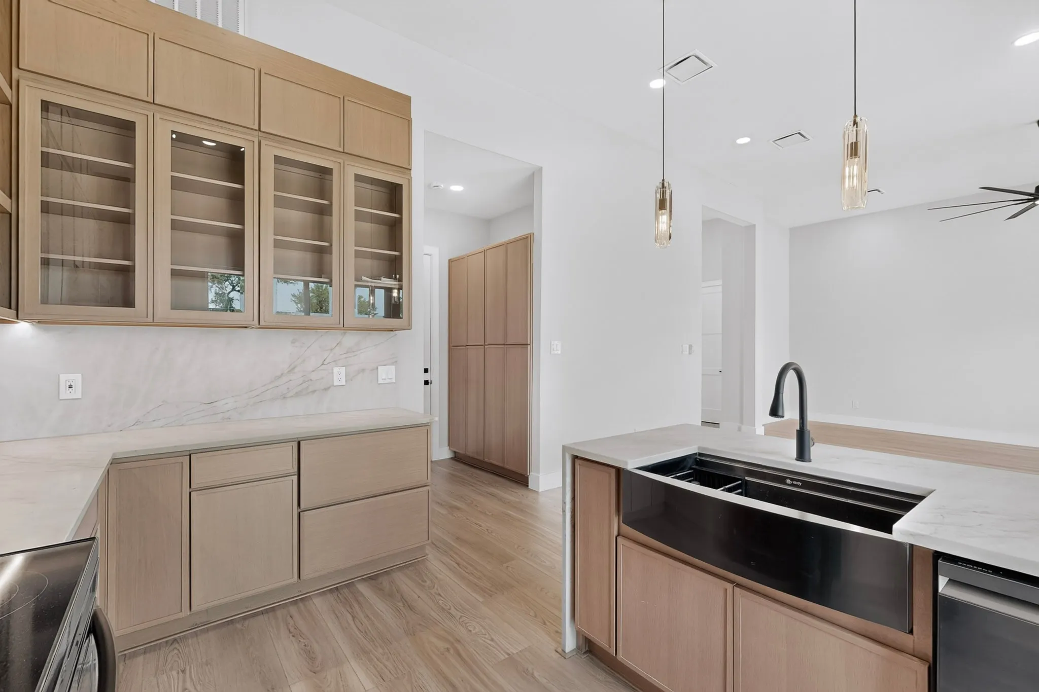 Single Family Residence For Sale in Denton County , 4601 Willow Court, The Colony, Texas 75056, 3 Bedroom, 4 Bathroom, 2 Garage spaces, 2,446 Sqft, built in 2026, mls#21319261, Real Estate Agent in The Colony, Homes For Sale in Denton county, Homes For Sale in The Colony, Realtor in The Colony Texas, Real Estate Brokerage Independent Realty Texas, Luminita Cordes Realtor