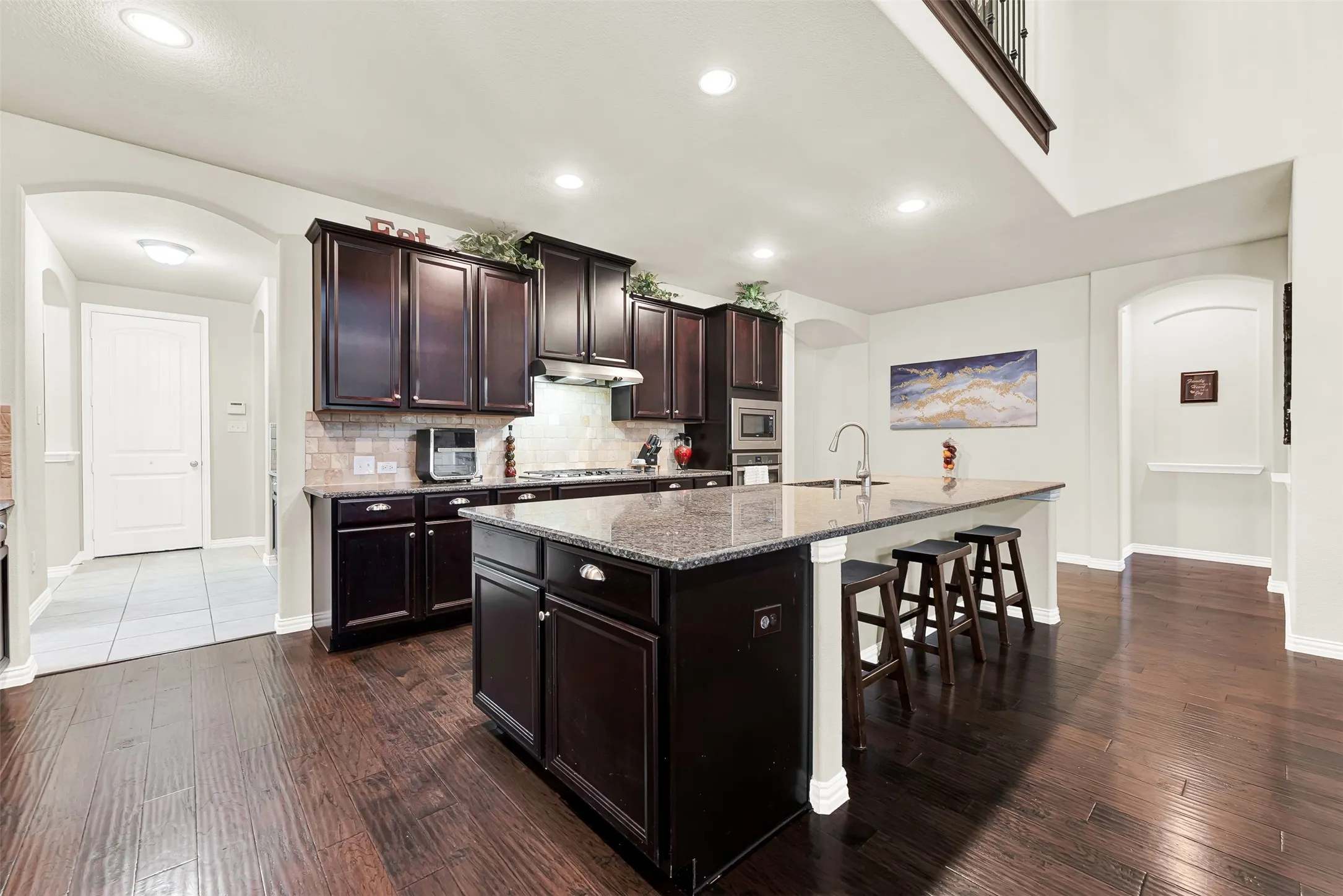 Single Family Residence For Sale in Dallas County , 3925 Martha Avenue, Sachse, Texas 75048, 5 Bedrooms, 4 Bathrooms, 3 Garage spaces, 5,200 Sqft, built in 2014, Price $875,000, mls#21318717, Real Estate Agent in Sachse, Homes For Sale in Dallas county, Homes For Sale in Sachse, Realtor in Sachse Texas, Real Estate Brokerage Independent Realty Texas, Luminita Cordes Realtor