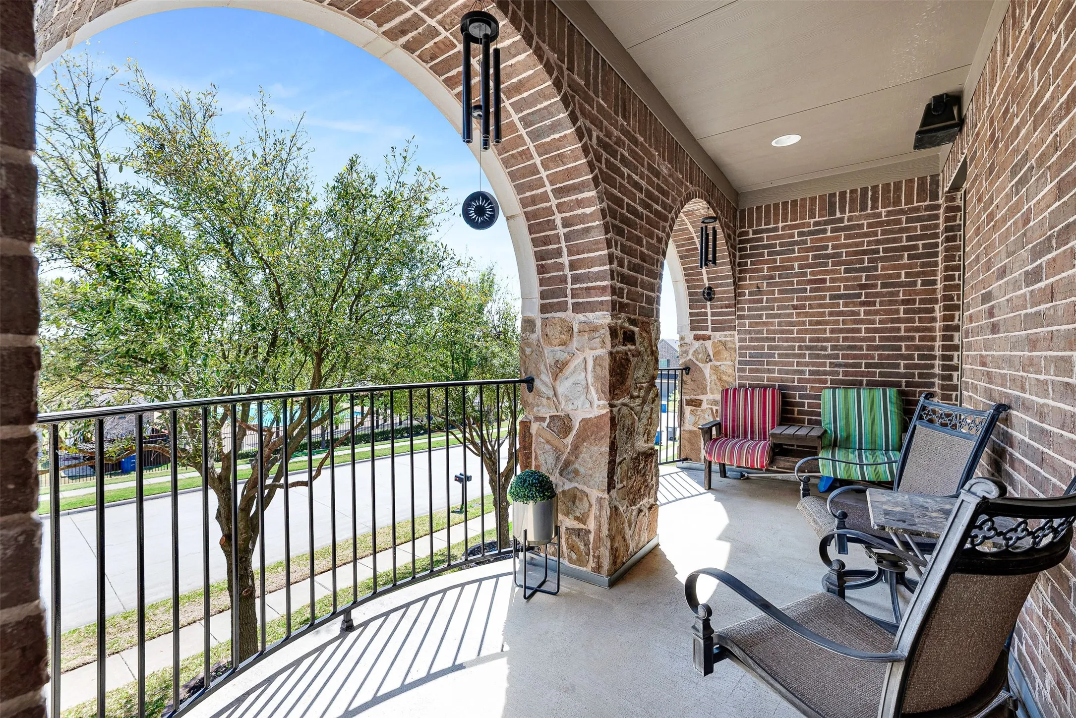 Single Family Residence For Sale in Dallas County , 3925 Martha Avenue, Sachse, Texas 75048, 5 Bedrooms, 4 Bathrooms, 3 Garage spaces, 5,200 Sqft, built in 2014, Price $875,000, mls#21318717, Real Estate Agent in Sachse, Homes For Sale in Dallas county, Homes For Sale in Sachse, Realtor in Sachse Texas, Real Estate Brokerage Independent Realty Texas, Luminita Cordes Realtor