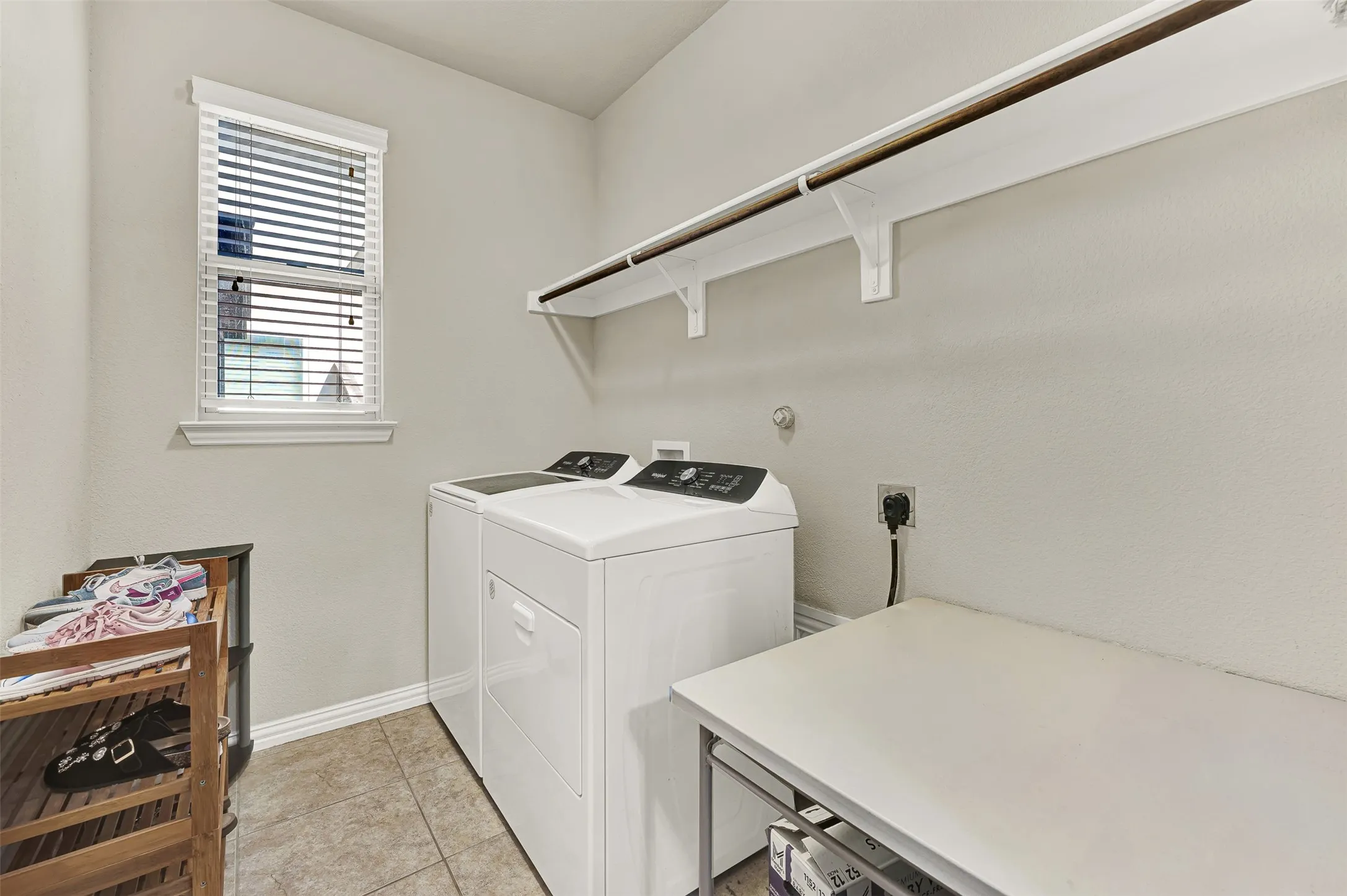 Single Family Residence For Sale in Dallas County , 3925 Martha Avenue, Sachse, Texas 75048, 5 Bedrooms, 4 Bathrooms, 3 Garage spaces, 5,200 Sqft, built in 2014, Price $875,000, mls#21318717, Real Estate Agent in Sachse, Homes For Sale in Dallas county, Homes For Sale in Sachse, Realtor in Sachse Texas, Real Estate Brokerage Independent Realty Texas, Luminita Cordes Realtor