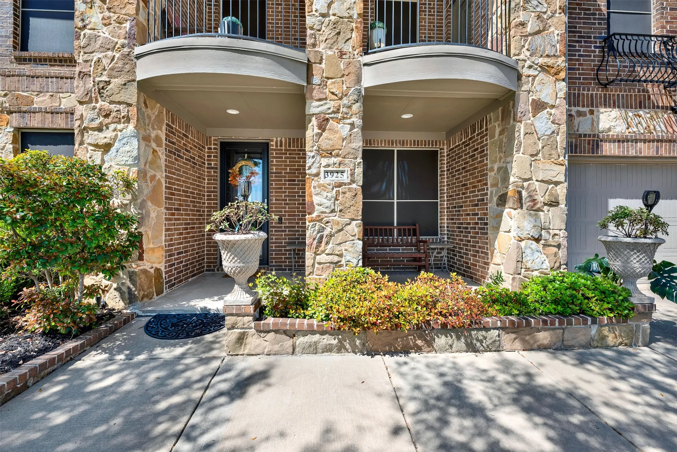 Single Family Residence For Sale in Dallas County , 3925 Martha Avenue, Sachse, Texas 75048, 5 Bedrooms, 4 Bathrooms, 3 Garage spaces, 5,200 Sqft, built in 2014, Price $875,000, mls#21318717, Real Estate Agent in Sachse, Homes For Sale in Dallas county, Homes For Sale in Sachse, Realtor in Sachse Texas, Real Estate Brokerage Independent Realty Texas, Luminita Cordes Realtor