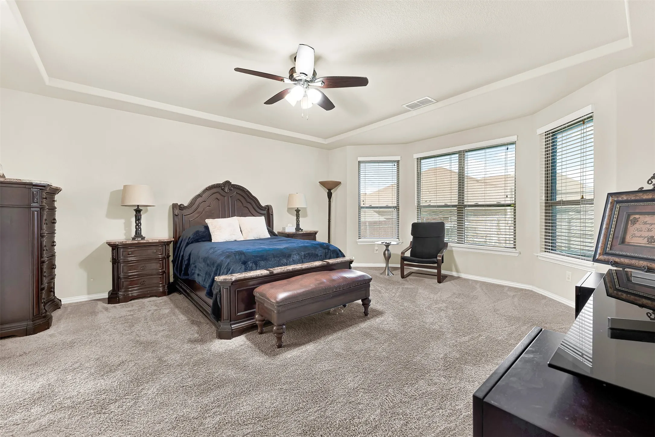 Single Family Residence For Sale in Dallas County , 3925 Martha Avenue, Sachse, Texas 75048, 5 Bedrooms, 4 Bathrooms, 3 Garage spaces, 5,200 Sqft, built in 2014, Price $875,000, mls#21318717, Real Estate Agent in Sachse, Homes For Sale in Dallas county, Homes For Sale in Sachse, Realtor in Sachse Texas, Real Estate Brokerage Independent Realty Texas, Luminita Cordes Realtor