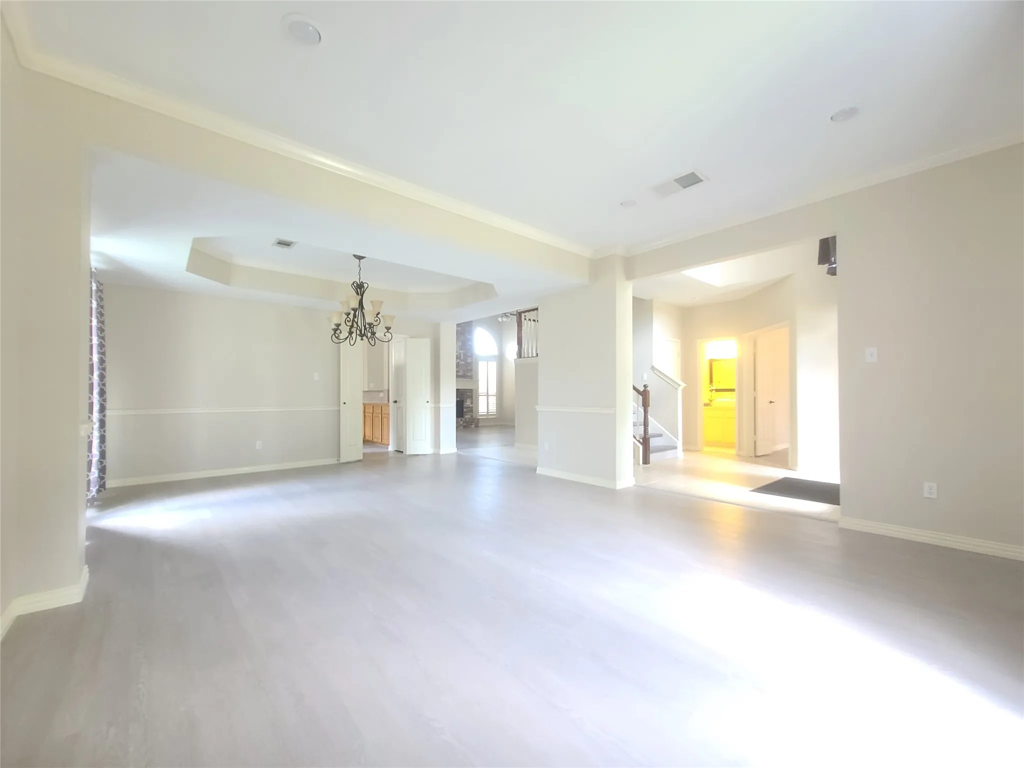 Single Family Residence For Rent in Collin County , 7509 Avalon Drive, Plano, Texas 75025, 5 Bedroom, 3 Bathroom, 2 Garage spaces, 3,052 Sqft, built in 1993, mls#21315170, Real Estate Agent in Plano, Homes For Rent in Collin county, Homes For Rent in Plano, Realtor in Plano Texas, Real Estate Brokerage Independent Realty Texas, Luminita Cordes Realtor