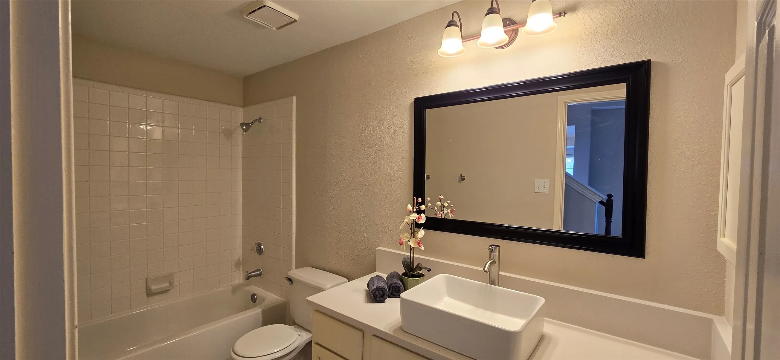 Single Family Residence For Rent in Collin County , 7509 Avalon Drive, Plano, Texas 75025, 5 Bedroom, 3 Bathroom, 2 Garage spaces, 3,052 Sqft, built in 1993, mls#21315170, Real Estate Agent in Plano, Homes For Rent in Collin county, Homes For Rent in Plano, Realtor in Plano Texas, Real Estate Brokerage Independent Realty Texas, Luminita Cordes Realtor