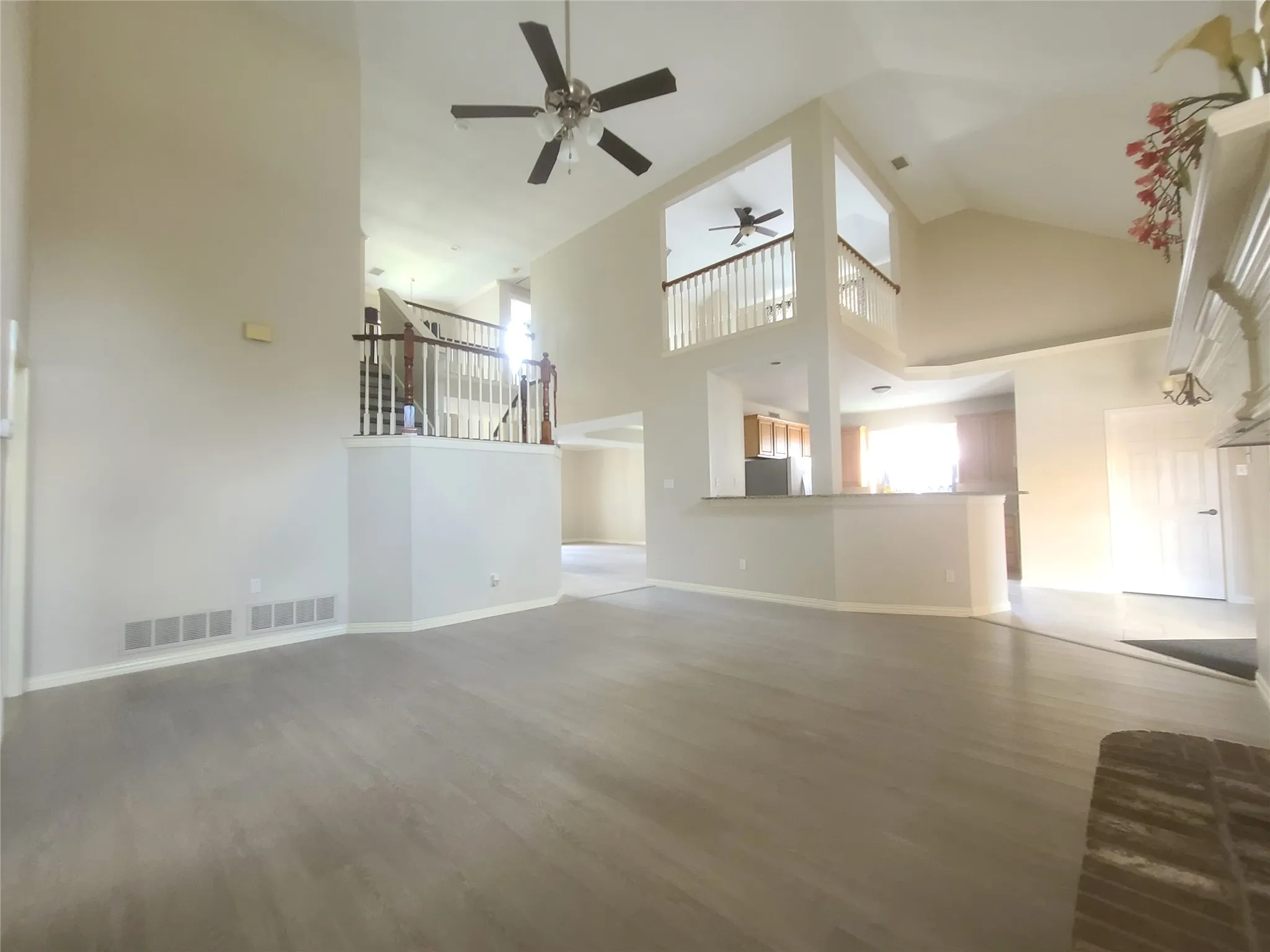 Single Family Residence For Rent in Collin County , 7509 Avalon Drive, Plano, Texas 75025, 5 Bedroom, 3 Bathroom, 2 Garage spaces, 3,052 Sqft, built in 1993, mls#21315170, Real Estate Agent in Plano, Homes For Rent in Collin county, Homes For Rent in Plano, Realtor in Plano Texas, Real Estate Brokerage Independent Realty Texas, Luminita Cordes Realtor