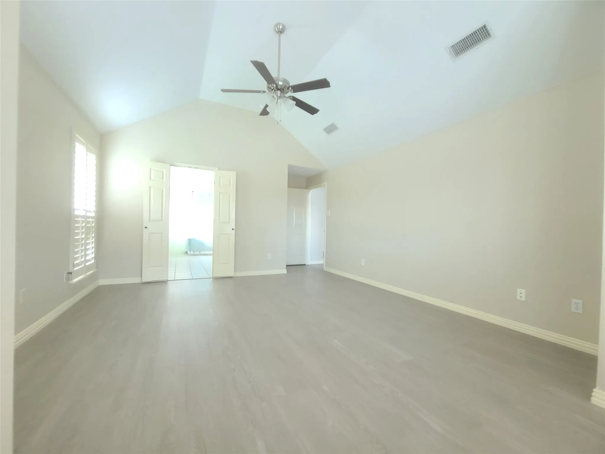 Single Family Residence For Rent in Collin County , 7509 Avalon Drive, Plano, Texas 75025, 5 Bedroom, 3 Bathroom, 2 Garage spaces, 3,052 Sqft, built in 1993, mls#21315170, Real Estate Agent in Plano, Homes For Rent in Collin county, Homes For Rent in Plano, Realtor in Plano Texas, Real Estate Brokerage Independent Realty Texas, Luminita Cordes Realtor