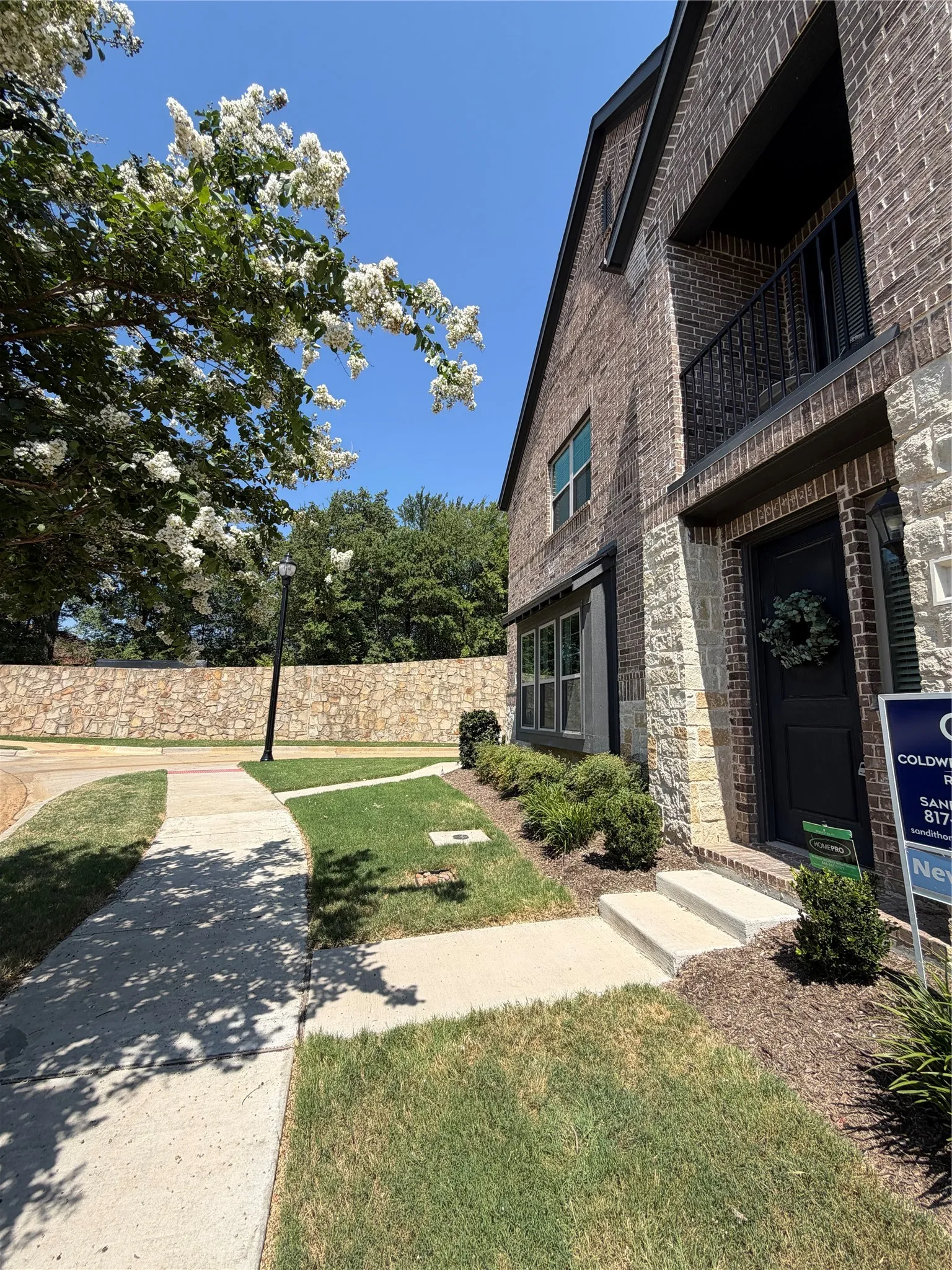 Townhouse For Sale in Denton County , 1370 Madison Avenue, Flower Mound, Texas 75028, 2 Bedroom, 3 Bathroom, 2 Garage spaces, 1,565 Sqft, built in 2021, mls#21315872, Real Estate Agent in Flower Mound, Homes For Sale in Denton county, Homes For Sale in Flower Mound, Realtor in Flower Mound Texas, Real Estate Brokerage Independent Realty Texas, Luminita Cordes Realtor