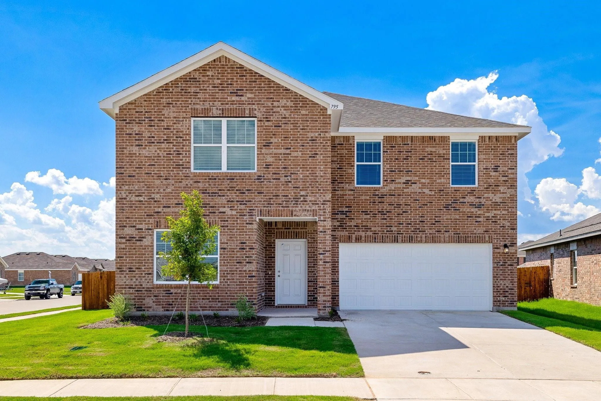 Single Family Residence For Rent in Collin County , 795 Yorkshire Drive, Lavon, Texas 75166, 5 Bedroom, 3 Bathroom, 2 Garage spaces, 2,867 Sqft, built in 2022, mls#21319294, Real Estate Agent in Lavon, Homes For Rent in Collin county, Homes For Rent in Lavon, Realtor in Lavon Texas, Real Estate Brokerage Independent Realty Texas, Luminita Cordes Realtor