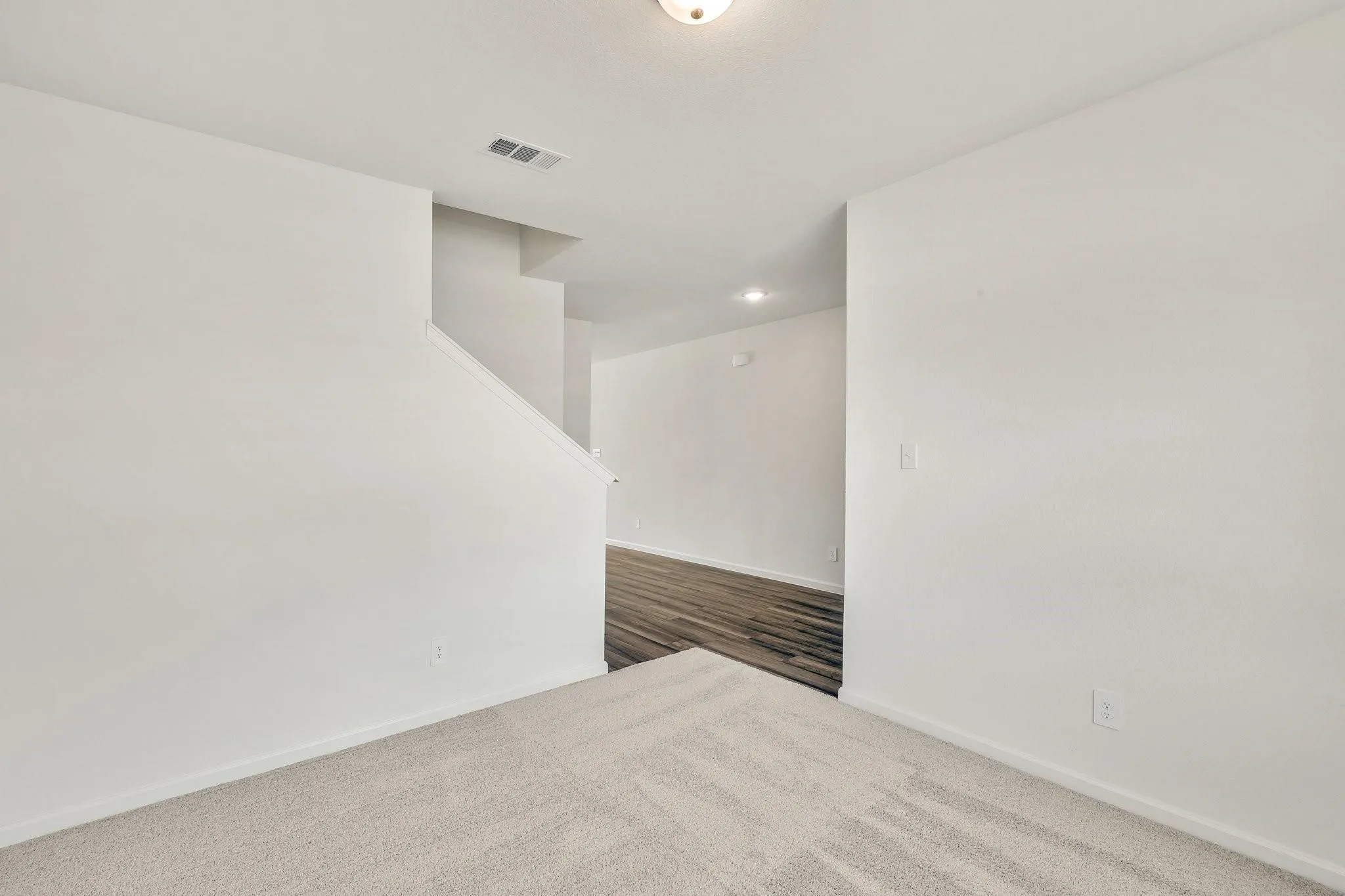 Single Family Residence For Rent in Collin County , 795 Yorkshire Drive, Lavon, Texas 75166, 5 Bedroom, 3 Bathroom, 2 Garage spaces, 2,867 Sqft, built in 2022, mls#21319294, Real Estate Agent in Lavon, Homes For Rent in Collin county, Homes For Rent in Lavon, Realtor in Lavon Texas, Real Estate Brokerage Independent Realty Texas, Luminita Cordes Realtor