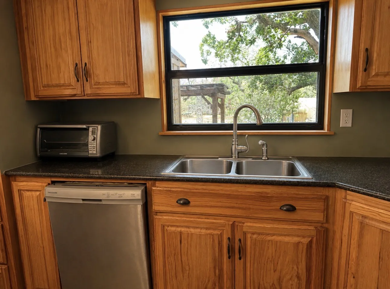 Single Family Residence For Sale in Stephens County , 2993 County Road 265, Breckenridge, Texas 76424, 3 Bedrooms, 4 Bathrooms, Garage spaces, 2,624 Sqft, built in 1966, Price $340,000, mls#21318980, Real Estate Agent in Breckenridge, Homes For Sale in Stephens county, Homes For Sale in Breckenridge, Realtor in Breckenridge Texas, Real Estate Brokerage Independent Realty Texas, Luminita Cordes Realtor