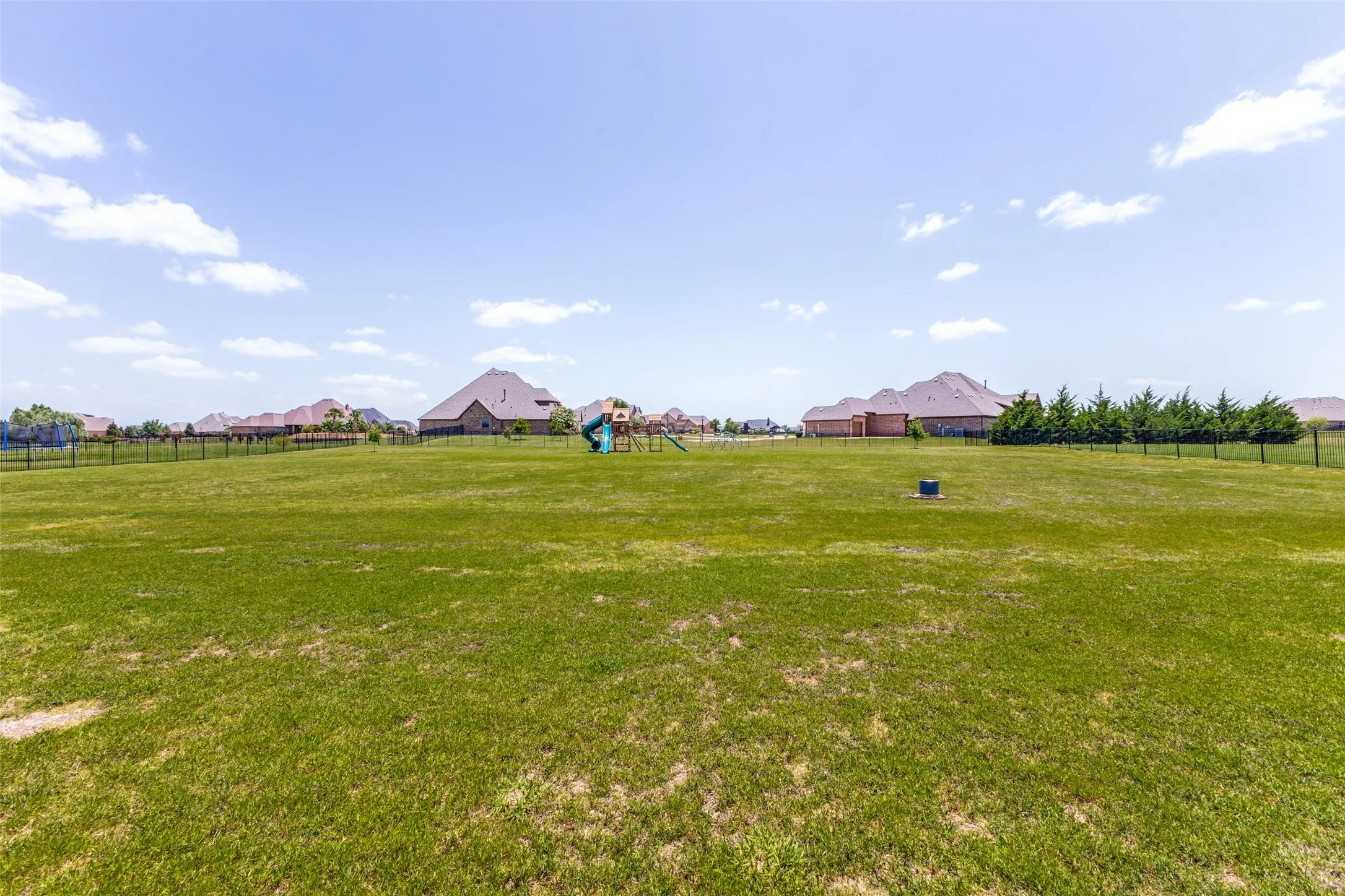 Now THIS is a YARD!
