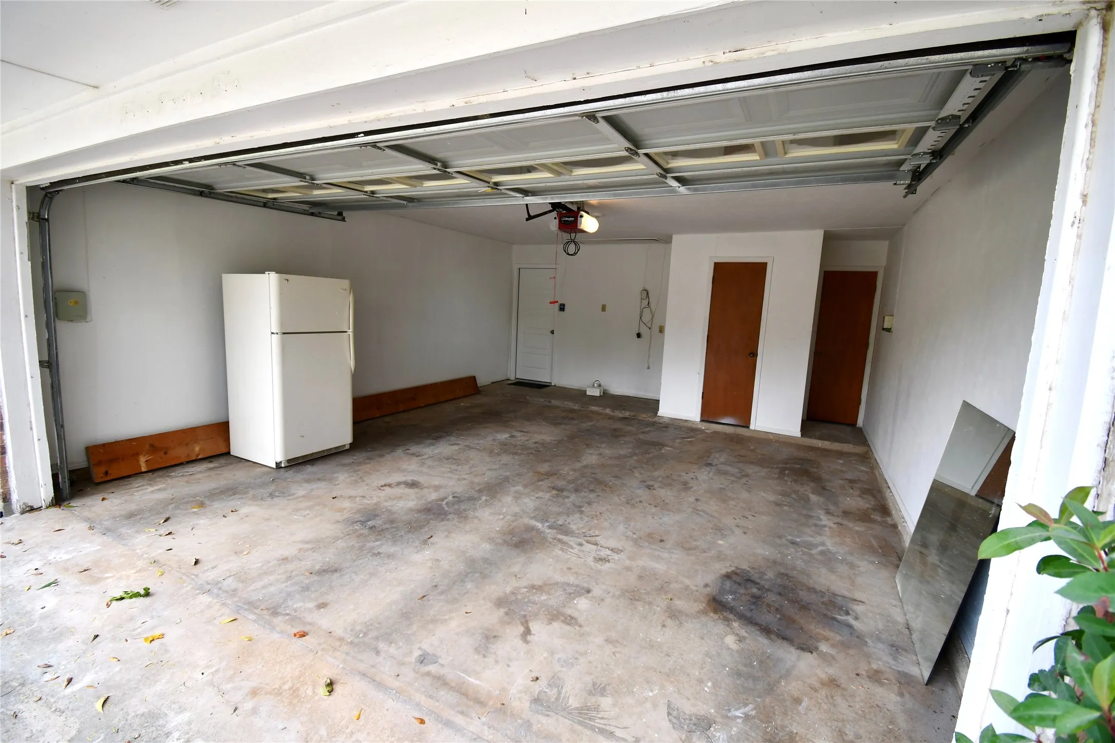Single Family Residence For Rent in Dallas County , 1204 Jeffery Trail, Irving, Texas 75062, 4 Bedroom, 2 Bathroom, 2 Garage spaces, 1,840 Sqft, built in 2021, mls#21319309, Real Estate Agent in Irving, Homes For Rent in Dallas county, Homes For Rent in Irving, Realtor in Irving Texas, Real Estate Brokerage Independent Realty Texas, Luminita Cordes Realtor