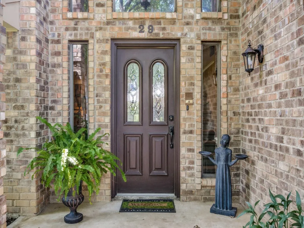 Single Family Residence For Sale in Denton County , 29 Creekmere Drive, Trophy Club, Texas 76262, 4 Bedroom, 4 Bathroom, 2 Garage spaces, 3,192 Sqft, built in 1985, mls#21317329, Real Estate Agent in Trophy Club, Homes For Sale in Denton county, Homes For Sale in Trophy Club, Realtor in Trophy Club Texas, Real Estate Brokerage Independent Realty Texas, Luminita Cordes Realtor