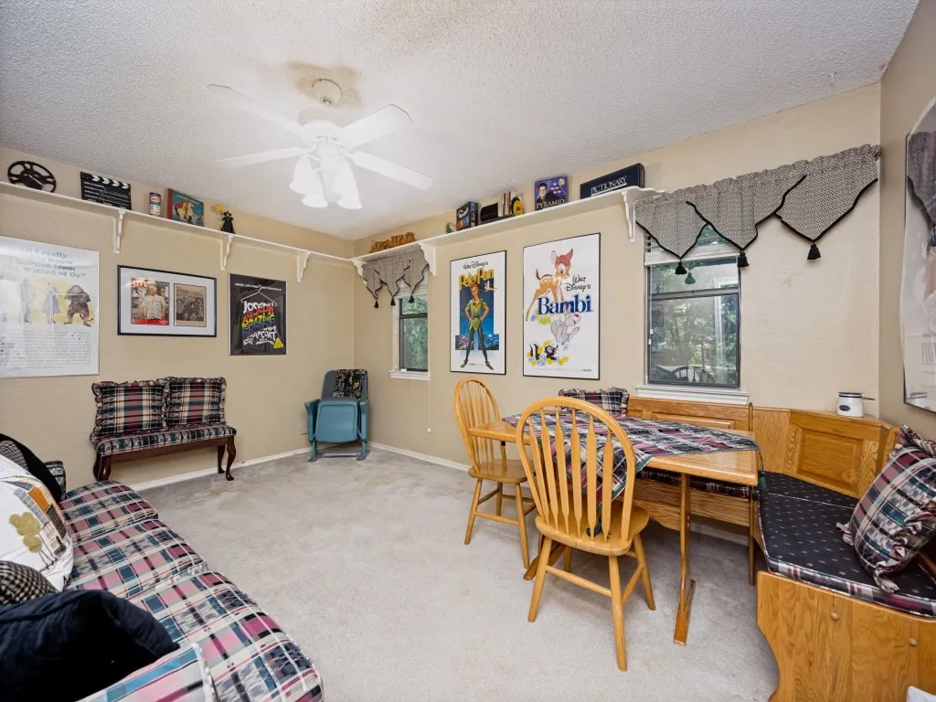 Single Family Residence For Sale in Denton County , 29 Creekmere Drive, Trophy Club, Texas 76262, 4 Bedroom, 4 Bathroom, 2 Garage spaces, 3,192 Sqft, built in 1985, mls#21317329, Real Estate Agent in Trophy Club, Homes For Sale in Denton county, Homes For Sale in Trophy Club, Realtor in Trophy Club Texas, Real Estate Brokerage Independent Realty Texas, Luminita Cordes Realtor