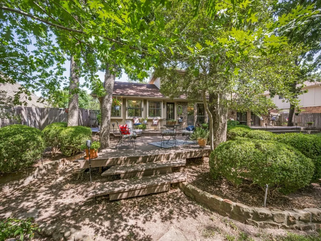 Single Family Residence For Sale in Denton County , 29 Creekmere Drive, Trophy Club, Texas 76262, 4 Bedroom, 4 Bathroom, 2 Garage spaces, 3,192 Sqft, built in 1985, mls#21317329, Real Estate Agent in Trophy Club, Homes For Sale in Denton county, Homes For Sale in Trophy Club, Realtor in Trophy Club Texas, Real Estate Brokerage Independent Realty Texas, Luminita Cordes Realtor