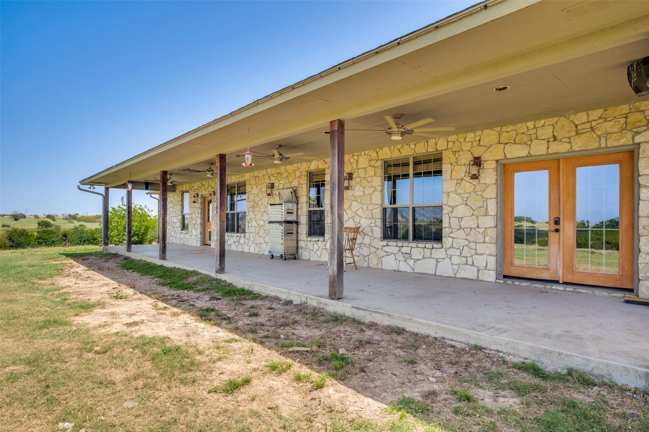 Farm For Sale in Wise County , 243 Rock Court, Decatur, Texas 76234, 3 Bedroom, 3 Bathroom, Garage spaces, 2,868 Sqft, built in 2004, mls#21319244, Real Estate Agent in Decatur, Homes For Sale in Wise county, Homes For Sale in Decatur, Realtor in Decatur Texas, Real Estate Brokerage Independent Realty Texas, Luminita Cordes Realtor