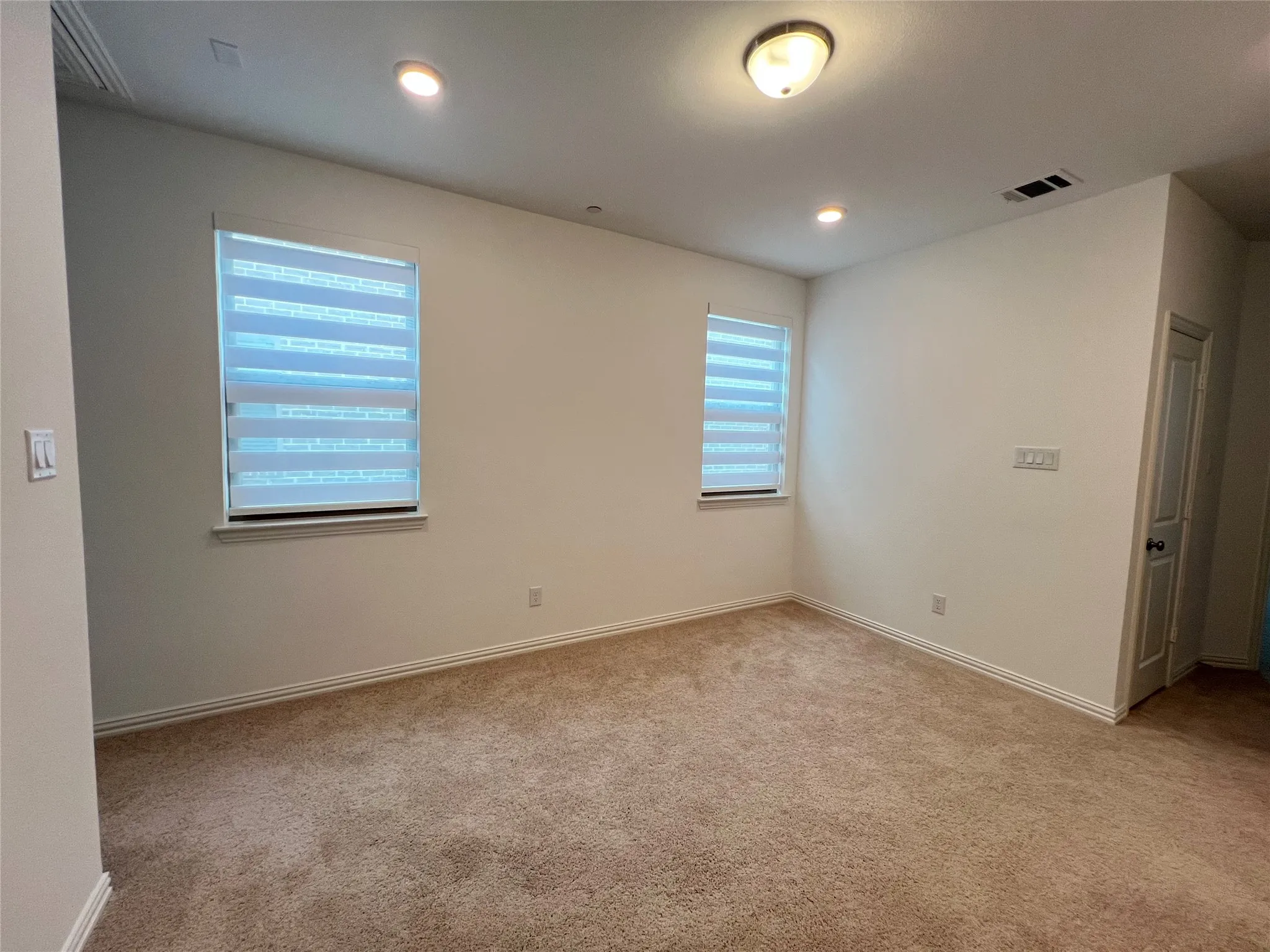 Townhouse For Rent in Dallas County , 6234 Baritone Court, Sachse, Texas 75048, 3 Bedrooms, 3 Bathrooms, 2 Garage spaces, 1,950 Sqft, built in 2023, Price $2,799, mls#21319326, Real Estate Agent in Sachse, Homes For Rent in Dallas county, Homes For Rent in Sachse, Realtor in Sachse Texas, Real Estate Brokerage Independent Realty Texas, Luminita Cordes Realtor
