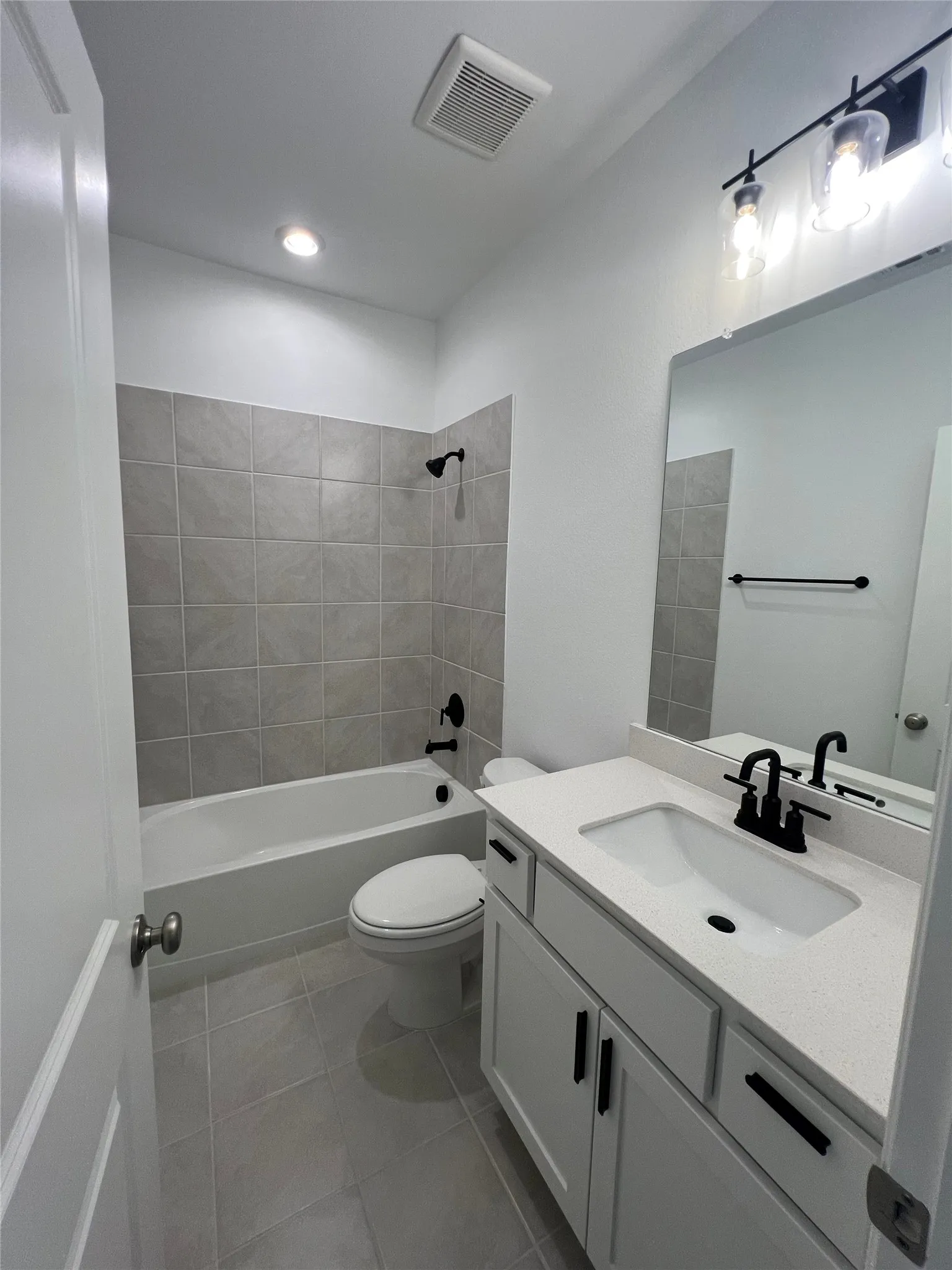 Townhouse For Rent in Dallas County , 6234 Baritone Court, Sachse, Texas 75048, 3 Bedrooms, 3 Bathrooms, 2 Garage spaces, 1,950 Sqft, built in 2023, Price $2,799, mls#21319326, Real Estate Agent in Sachse, Homes For Rent in Dallas county, Homes For Rent in Sachse, Realtor in Sachse Texas, Real Estate Brokerage Independent Realty Texas, Luminita Cordes Realtor
