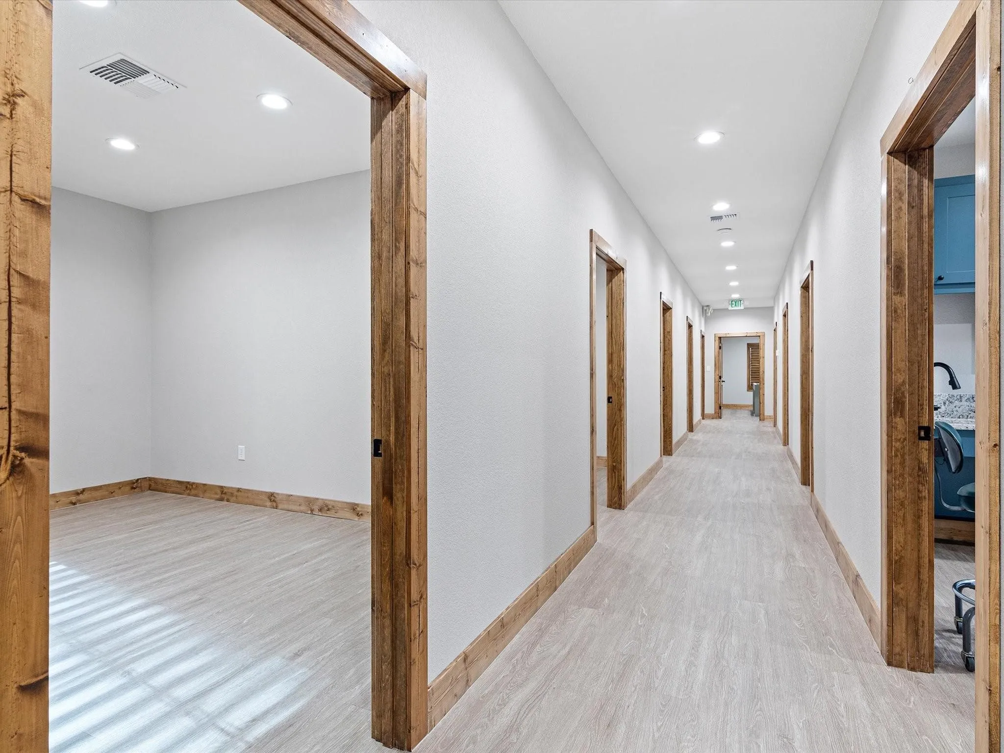 Images shown are conceptual representations provided to illustrate possible design and finish options.