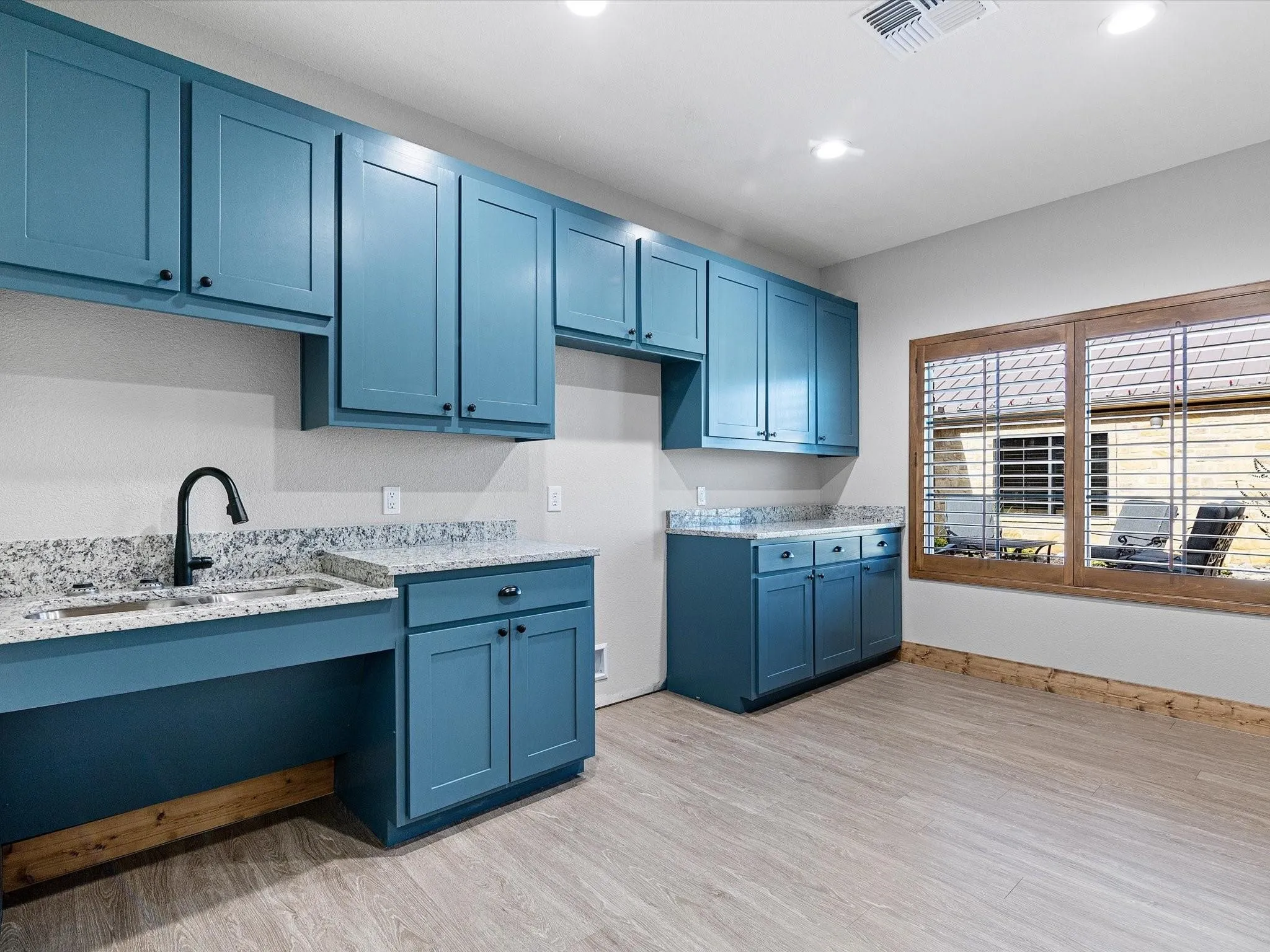 Images shown are conceptual representations provided to illustrate possible design and finish options.