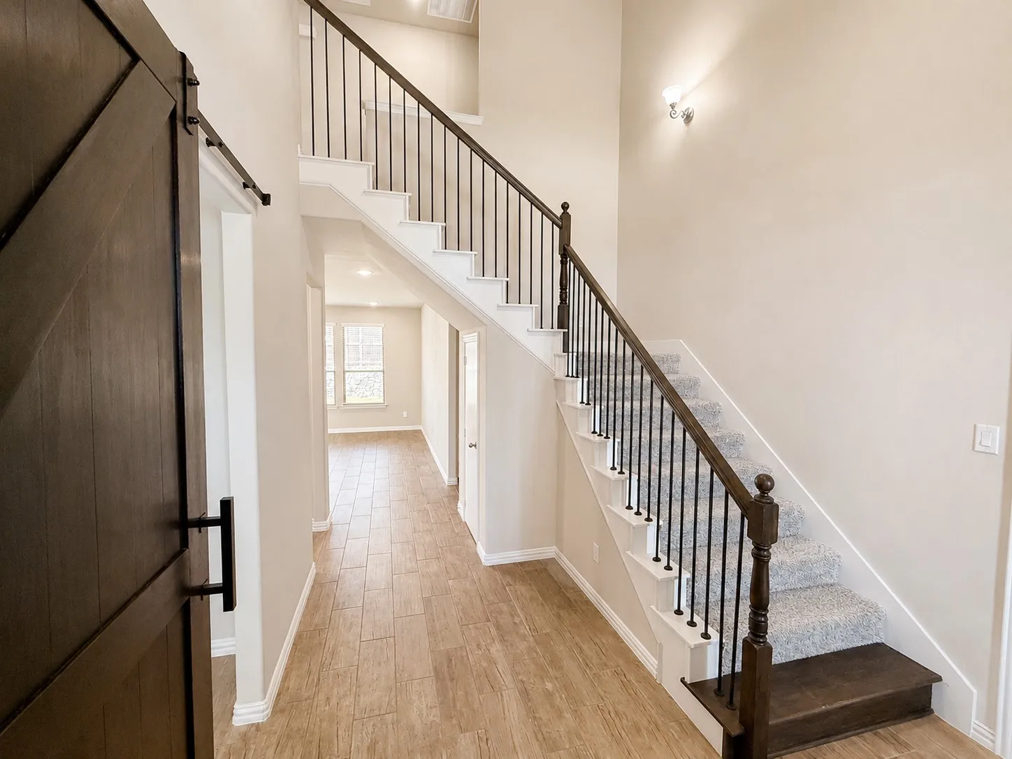 Single Family Residence For Sale in Ellis County , 136 Bowling Green Avenue, Red Oak, Texas 75154, 4 Bedroom, 4 Bathroom, 2 Garage spaces, 3,015 Sqft, built in 2022, mls#21319076, Real Estate Agent in Red Oak, Homes For Sale in Ellis county, Homes For Sale in Red Oak, Realtor in Red Oak Texas, Real Estate Brokerage Independent Realty Texas, Luminita Cordes Realtor