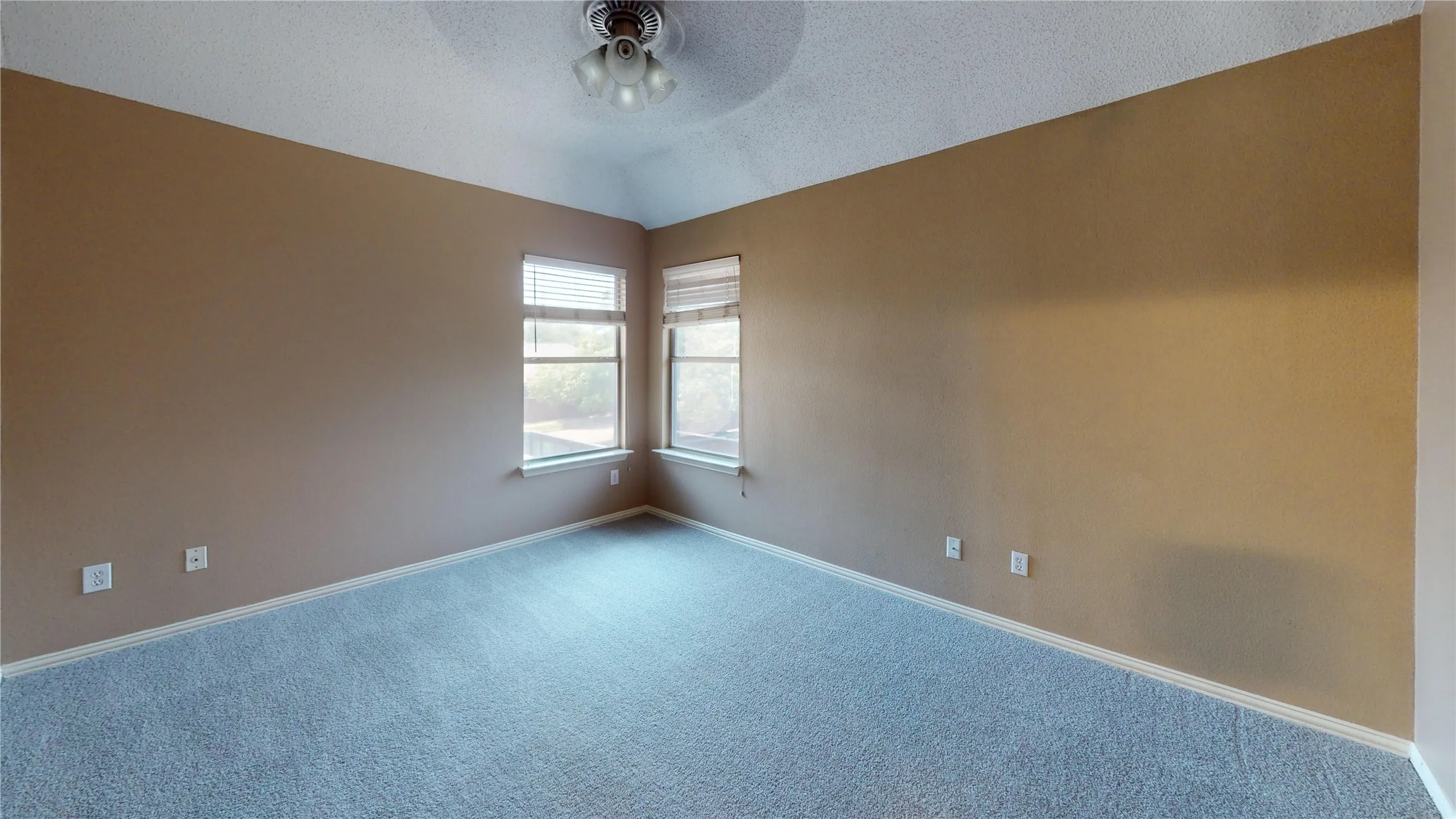 Single Family Residence For Rent in Collin County , 5205 Promise Land Drive, Frisco, Texas 75035, 4 Bedroom, 4 Bathroom, 2 Garage spaces, 3,028 Sqft, built in 1992, mls#21319340, Real Estate Agent in Frisco, Homes For Rent in Collin county, Homes For Rent in Frisco, Realtor in Frisco Texas, Real Estate Brokerage Independent Realty Texas, Luminita Cordes Realtor