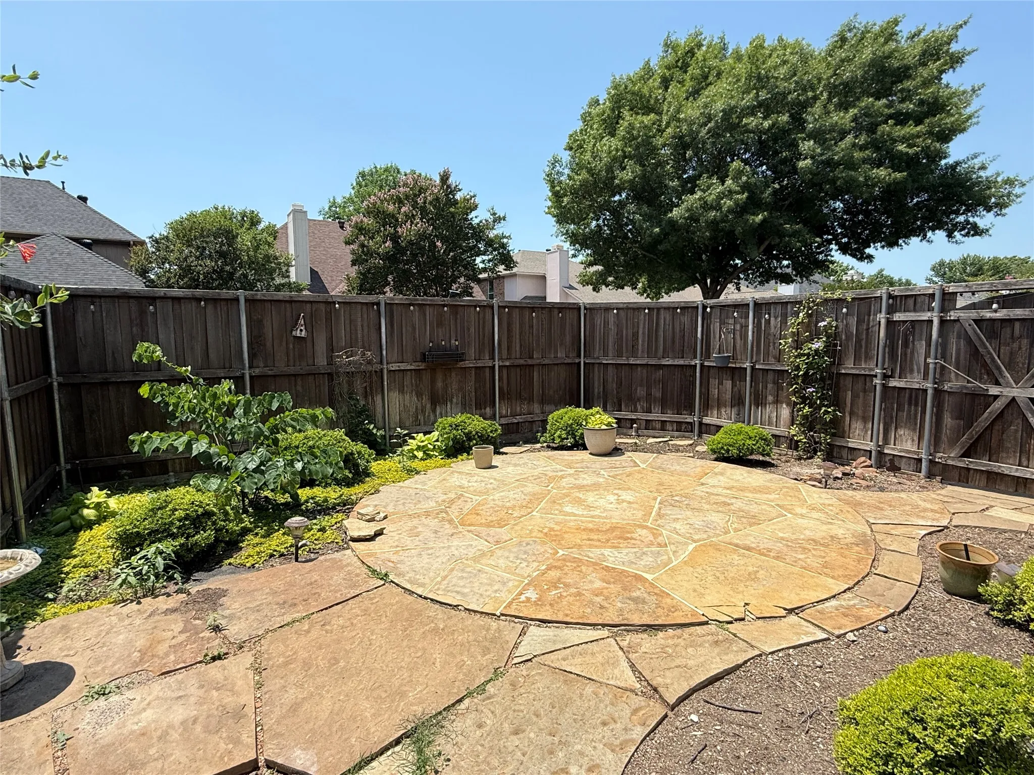 Single Family Residence For Rent in Collin County , 5205 Promise Land Drive, Frisco, Texas 75035, 4 Bedroom, 4 Bathroom, 2 Garage spaces, 3,028 Sqft, built in 1992, mls#21319340, Real Estate Agent in Frisco, Homes For Rent in Collin county, Homes For Rent in Frisco, Realtor in Frisco Texas, Real Estate Brokerage Independent Realty Texas, Luminita Cordes Realtor