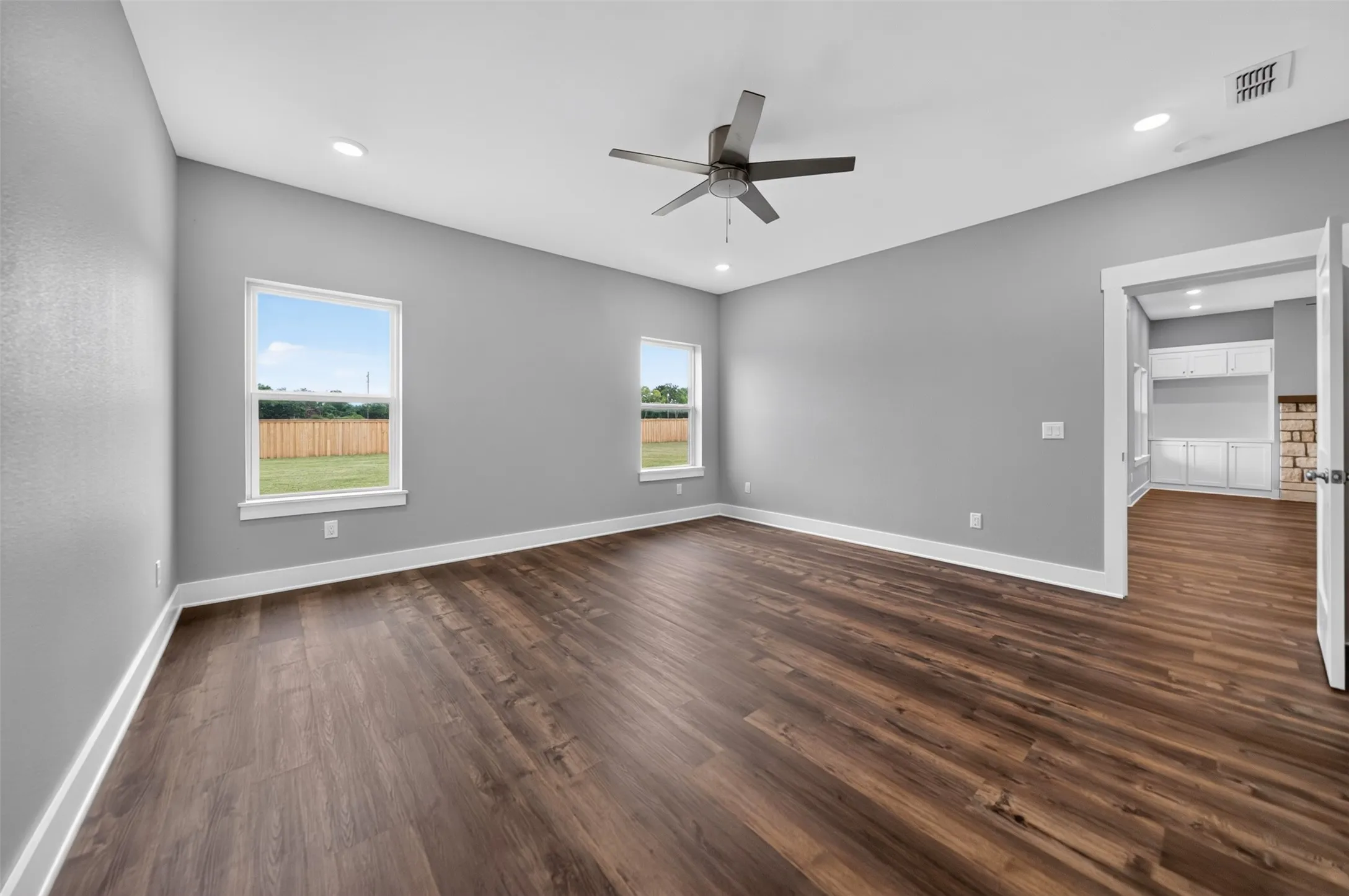 Single Family Residence For Sale in Wood County , 391 County Road 1610, Alba, Texas 75410, 3 Bedroom, 3 Bathroom, 2 Garage spaces, 1,914 Sqft, built in 2023, mls#21319341, Real Estate Agent in Alba, Homes For Sale in Wood county, Homes For Sale in Alba, Realtor in Alba Texas, Real Estate Brokerage Independent Realty Texas, Luminita Cordes Realtor