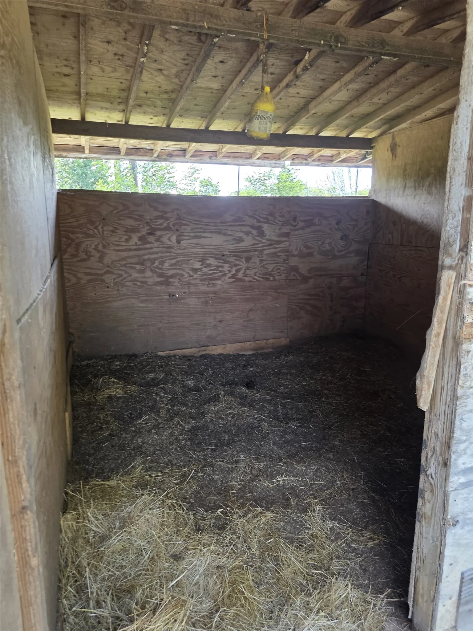 Farm For Sale in Hunt County , 3719 Private Road 3843 Road, Quinlan, Texas 75474, 3 Bedroom, 2 Bathroom, Garage spaces, 4,240 Sqft, built in 1989, mls#21307208, Real Estate Agent in Quinlan, Homes For Sale in Hunt county, Homes For Sale in Quinlan, Realtor in Quinlan Texas, Real Estate Brokerage Independent Realty Texas, Luminita Cordes Realtor