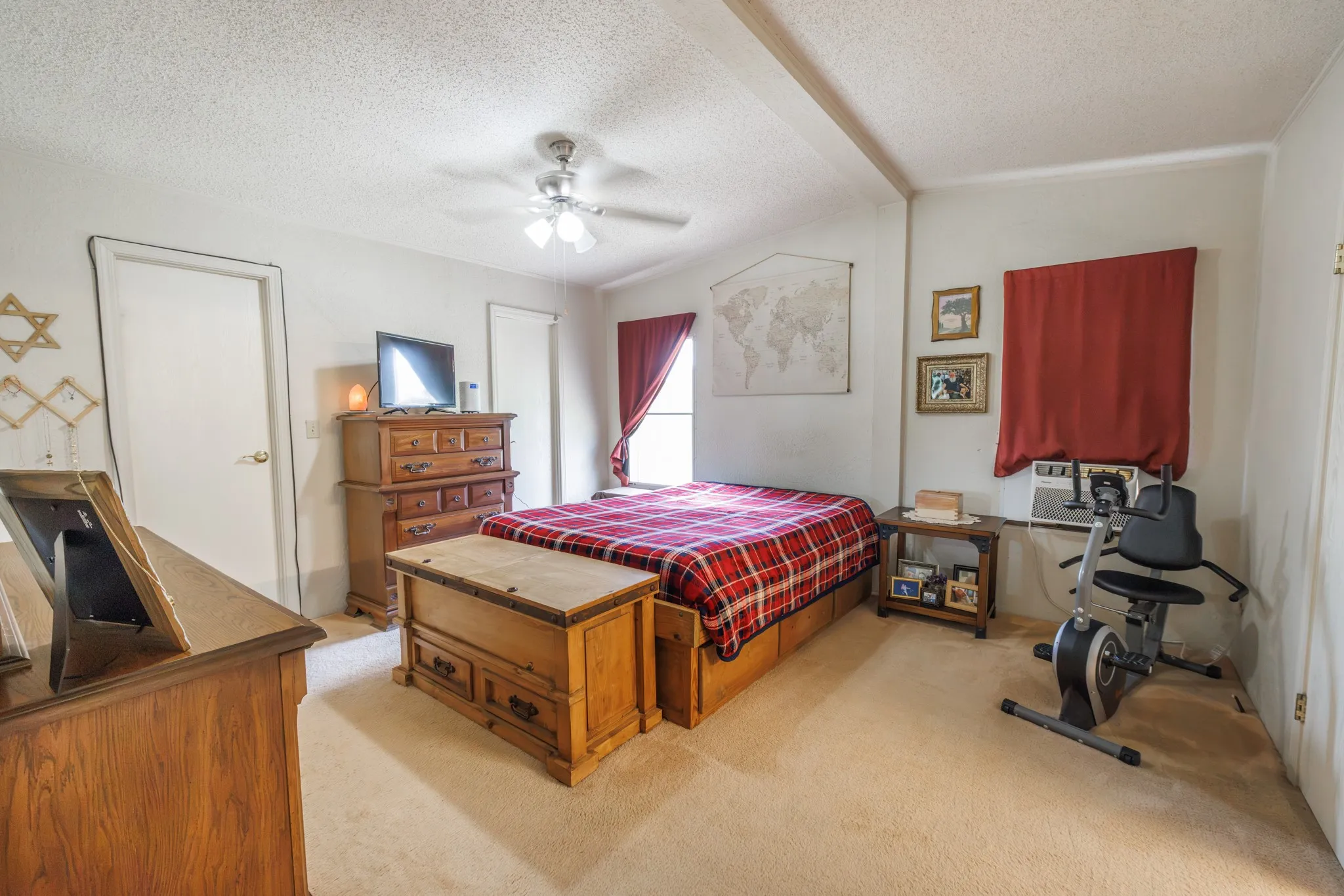 Mobile Home For Sale in Callahan County , 8470 County Road 254, Clyde, Texas 79510, 3 Bedroom, 2 Bathroom, Garage spaces, 1,512 Sqft, built in 1998, mls#21316141, Real Estate Agent in Clyde, Homes For Sale in Callahan county, Homes For Sale in Clyde, Realtor in Clyde Texas, Real Estate Brokerage Independent Realty Texas, Luminita Cordes Realtor