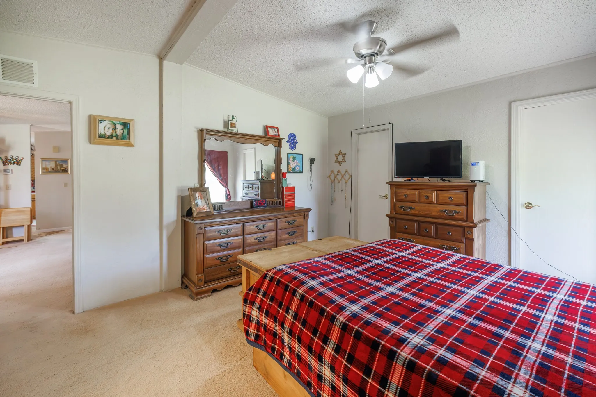 Mobile Home For Sale in Callahan County , 8470 County Road 254, Clyde, Texas 79510, 3 Bedroom, 2 Bathroom, Garage spaces, 1,512 Sqft, built in 1998, mls#21316141, Real Estate Agent in Clyde, Homes For Sale in Callahan county, Homes For Sale in Clyde, Realtor in Clyde Texas, Real Estate Brokerage Independent Realty Texas, Luminita Cordes Realtor