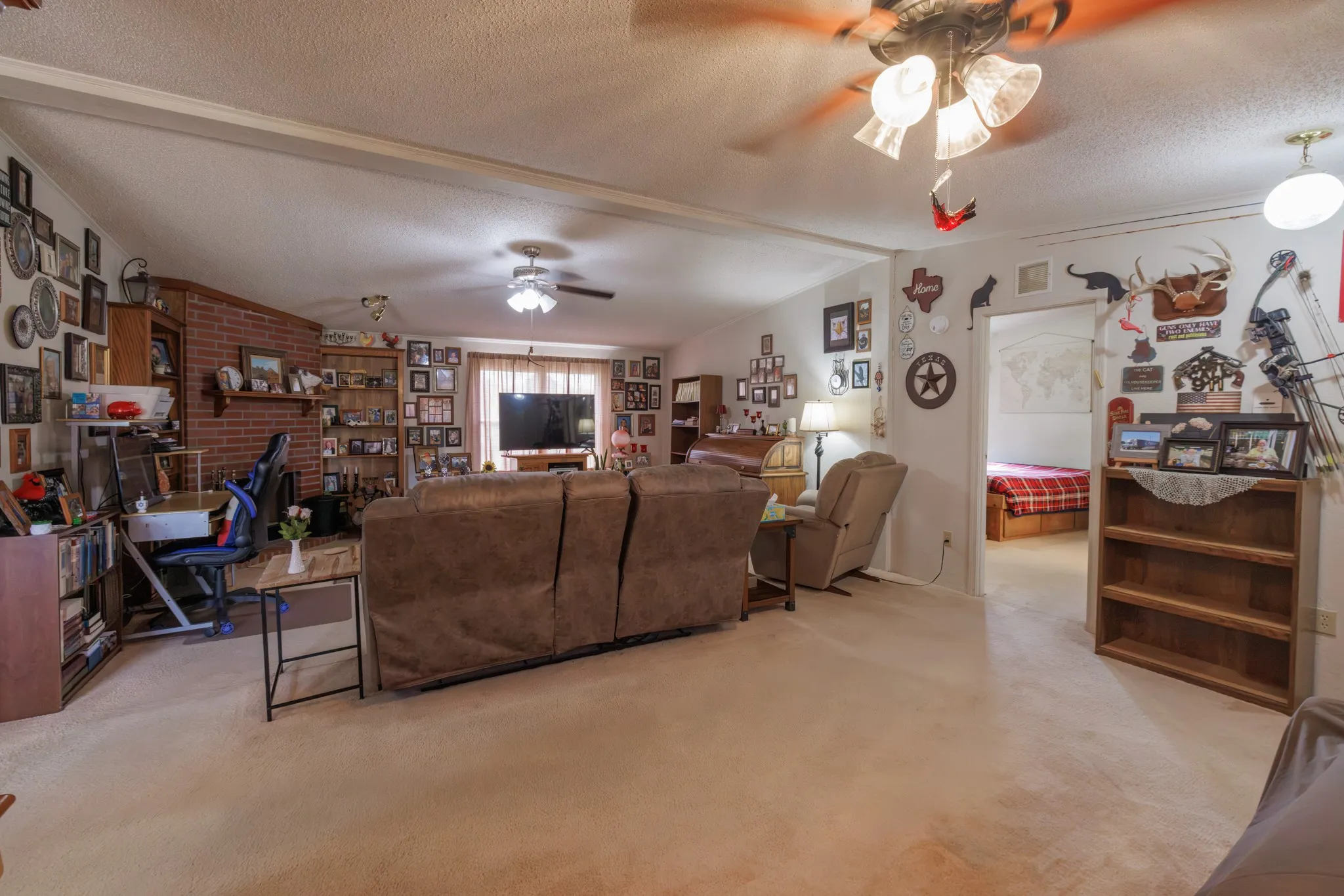 Mobile Home For Sale in Callahan County , 8470 County Road 254, Clyde, Texas 79510, 3 Bedroom, 2 Bathroom, Garage spaces, 1,512 Sqft, built in 1998, mls#21316141, Real Estate Agent in Clyde, Homes For Sale in Callahan county, Homes For Sale in Clyde, Realtor in Clyde Texas, Real Estate Brokerage Independent Realty Texas, Luminita Cordes Realtor