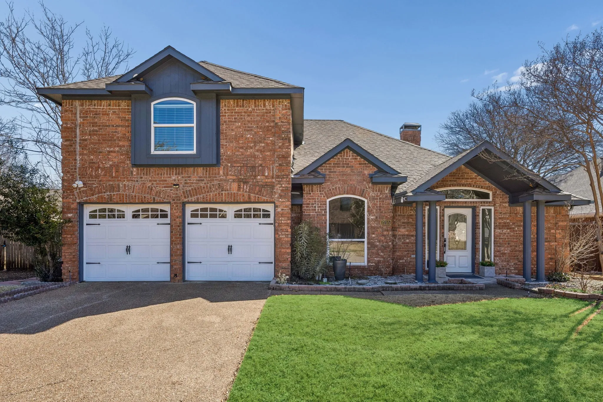 Single Family Residence For Sale in Collin County , 2215 CIMARRON Road, Mc Kinney, Texas 75072, 5 Bedroom, 4 Bathroom, 2 Garage spaces, 2,860 Sqft, built in 1989, mls#21317989, Real Estate Agent in Mc Kinney, Homes For Sale in Collin county, Homes For Sale in Mc Kinney, Realtor in Mc Kinney Texas, Real Estate Brokerage Independent Realty Texas, Luminita Cordes Realtor