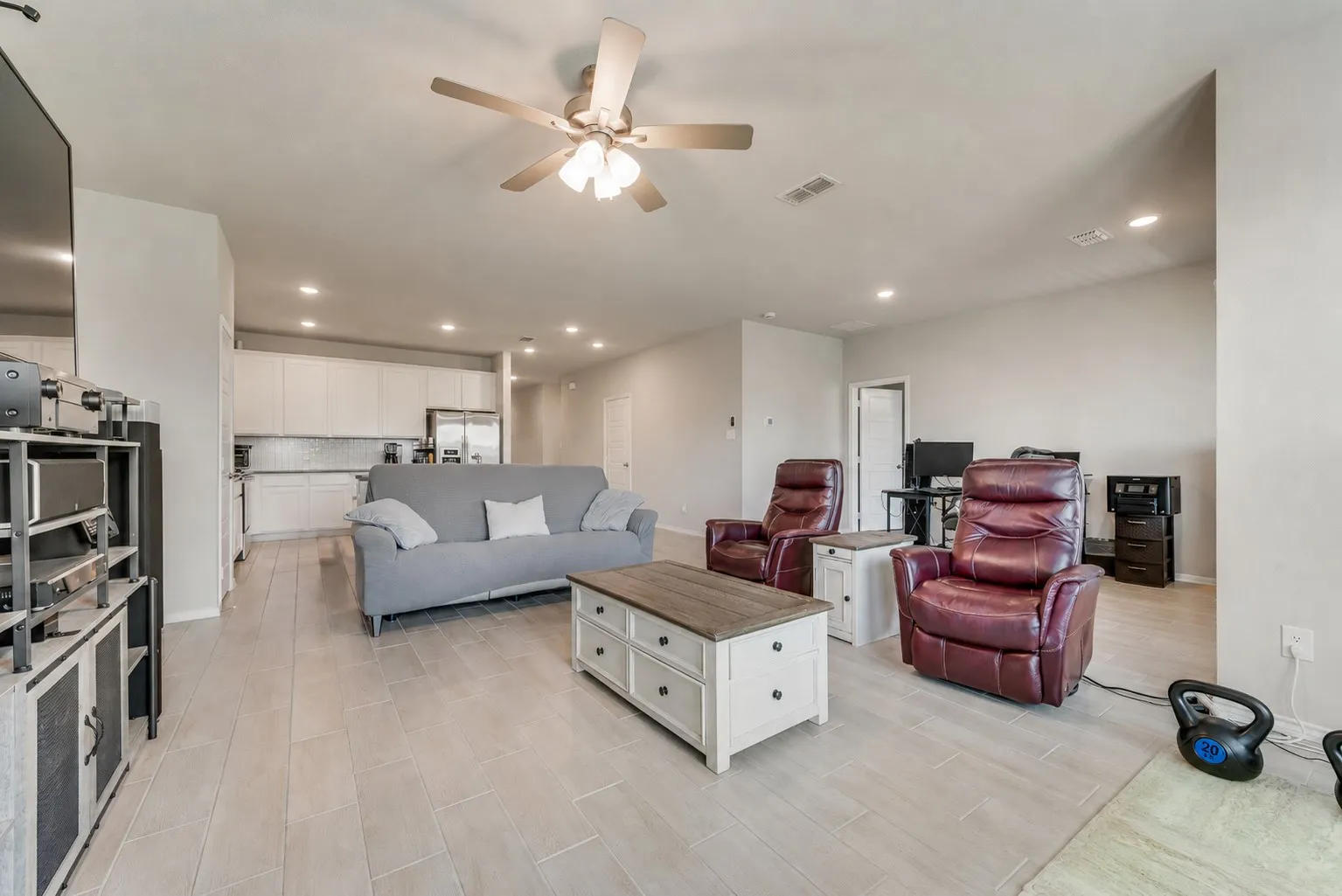 Single Family Residence For Sale in Kaufman County , 3403 Western Trail, Crandall, Texas 75114, 4 Bedroom, 2 Bathroom, 2 Garage spaces, 1,957 Sqft, built in 2023, mls#21319267, Real Estate Agent in Crandall, Homes For Sale in Kaufman county, Homes For Sale in Crandall, Realtor in Crandall Texas, Real Estate Brokerage Independent Realty Texas, Luminita Cordes Realtor