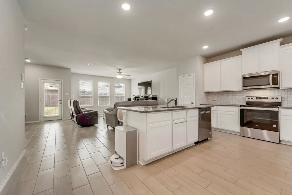 Single Family Residence For Sale in Kaufman County , 3403 Western Trail, Crandall, Texas 75114, 4 Bedroom, 2 Bathroom, 2 Garage spaces, 1,957 Sqft, built in 2023, mls#21319267, Real Estate Agent in Crandall, Homes For Sale in Kaufman county, Homes For Sale in Crandall, Realtor in Crandall Texas, Real Estate Brokerage Independent Realty Texas, Luminita Cordes Realtor