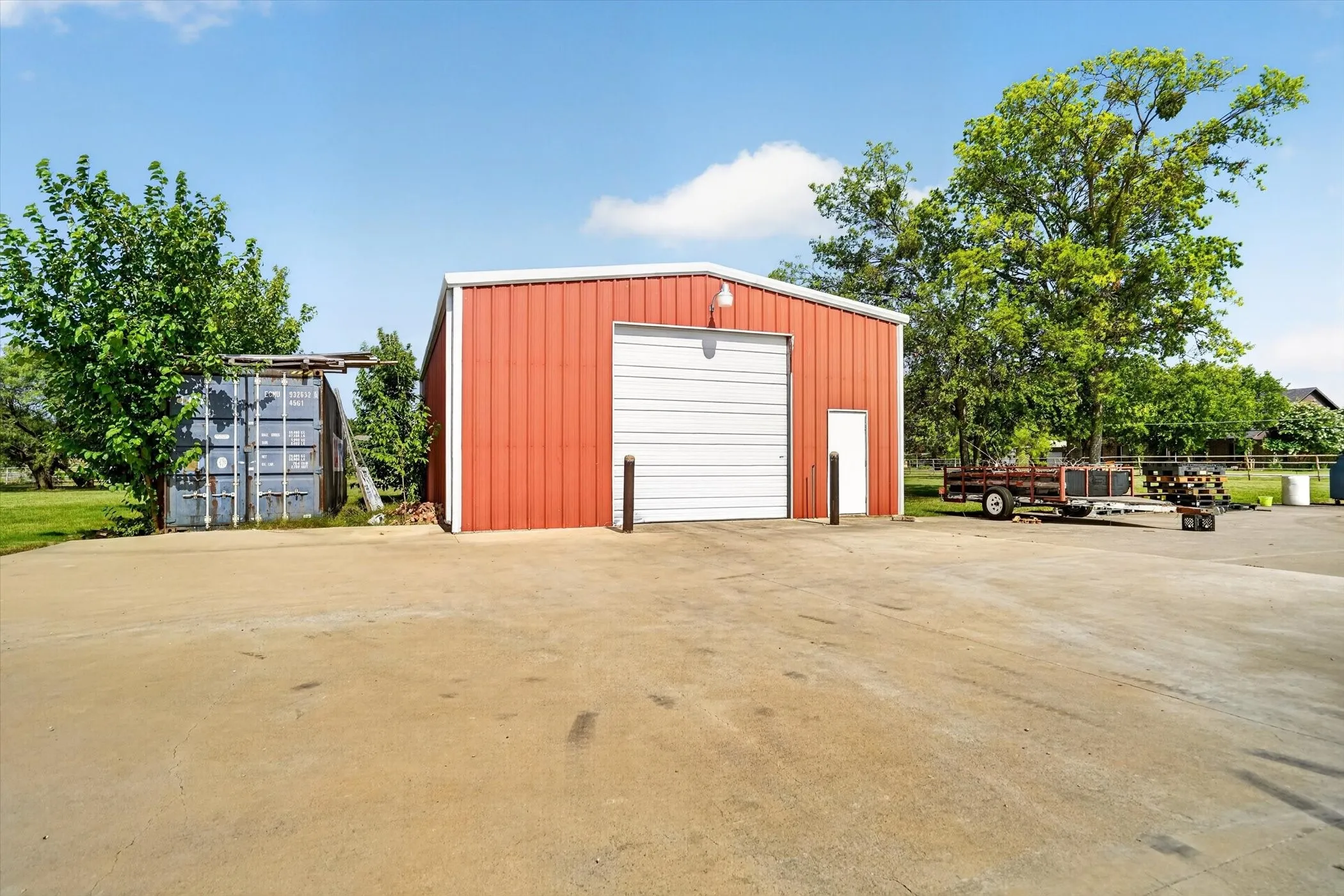 Office For Sale in Tarrant County , 10217 N Crowley Road, Fort Worth, Texas 76036, 0, 0, Garage spaces, 0 Sqft, built in 1966, Price $900,000, mls#21317415, Real Estate Agent in Fort Worth, Homes For Sale in Tarrant county, Homes For Sale in Fort Worth, Realtor in Fort Worth Texas, Real Estate Brokerage Independent Realty Texas, Luminita Cordes Realtor