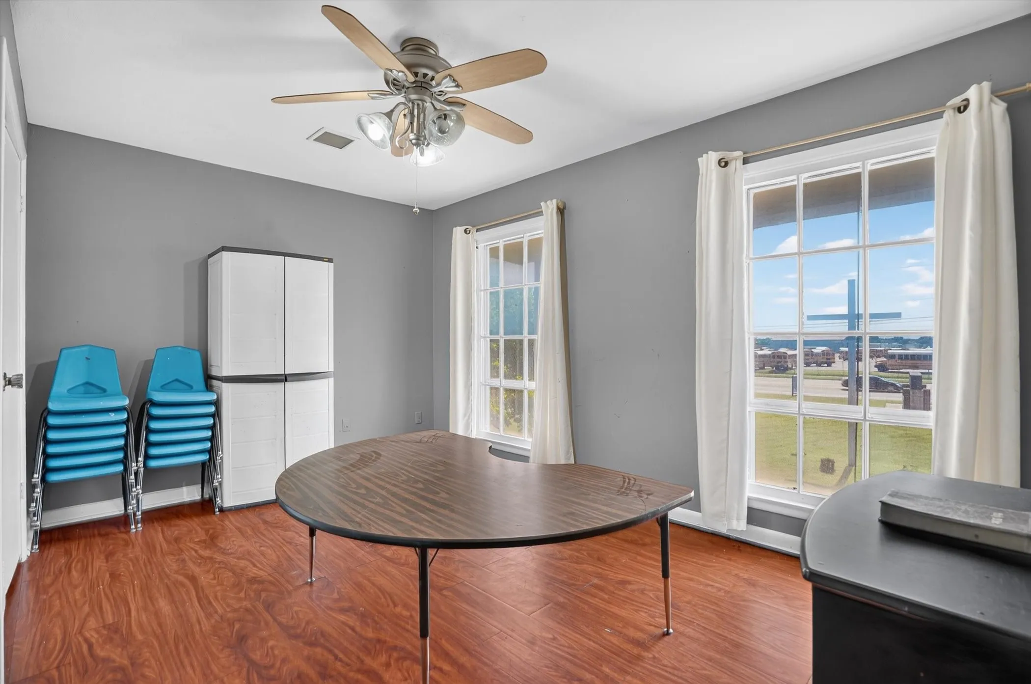 Office For Sale in Tarrant County , 10217 N Crowley Road, Fort Worth, Texas 76036, 0, 0, Garage spaces, 0 Sqft, built in 1966, Price $900,000, mls#21317415, Real Estate Agent in Fort Worth, Homes For Sale in Tarrant county, Homes For Sale in Fort Worth, Realtor in Fort Worth Texas, Real Estate Brokerage Independent Realty Texas, Luminita Cordes Realtor